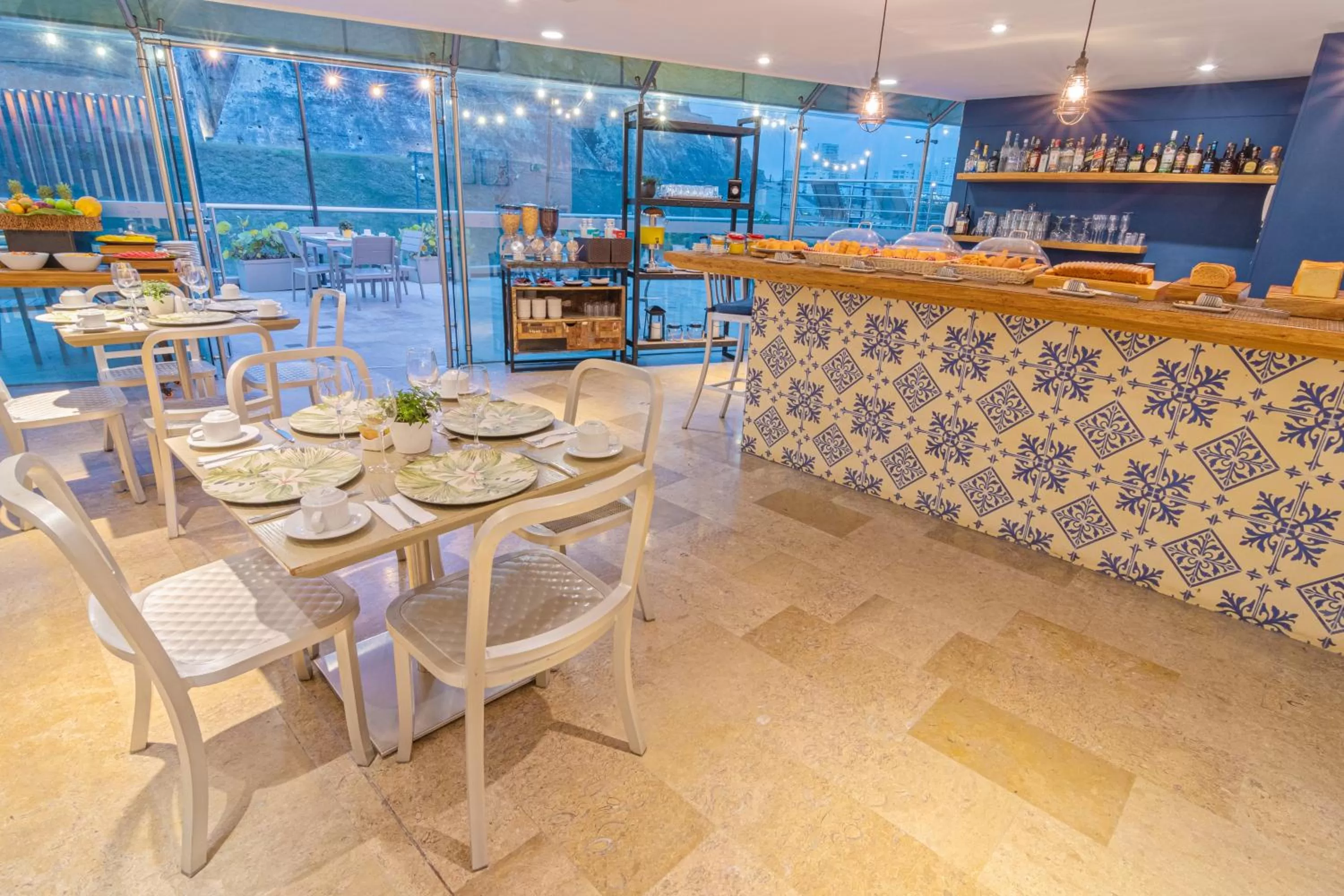 Restaurant/places to eat in GHL San Lazaro Art Hotel