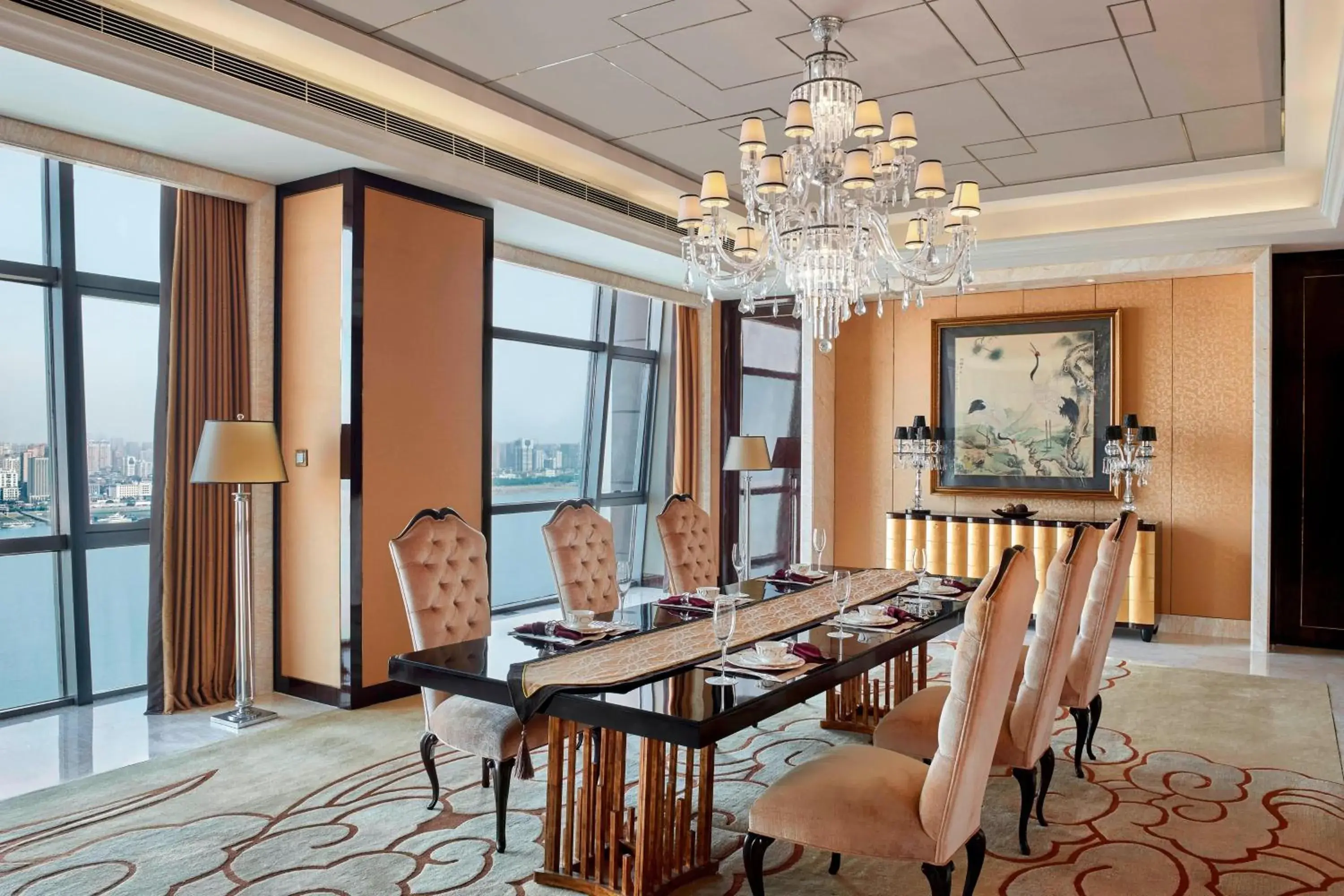 Photo of the whole room, Dining Area in The Westin Wuhan Wuchang