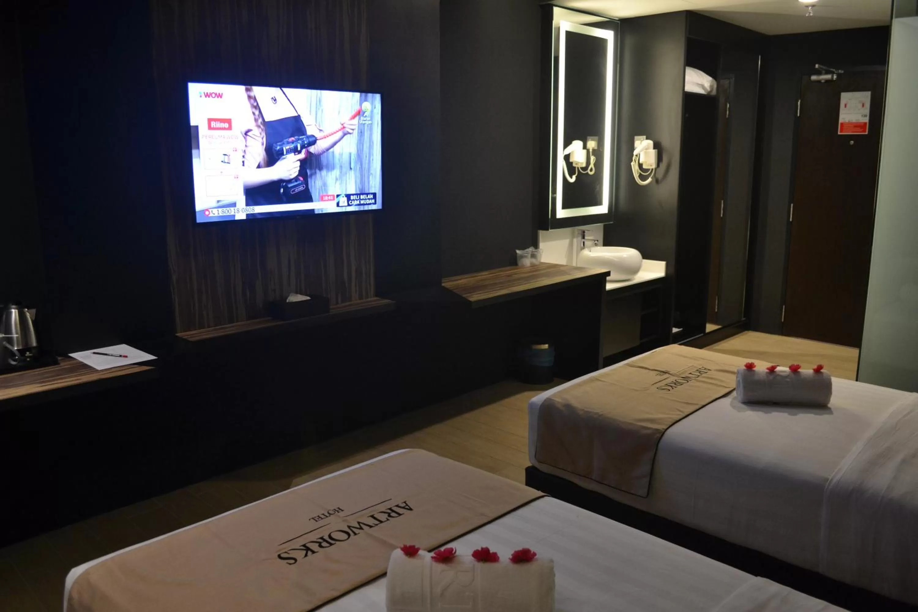 Bedroom, Bed in Artworks Hotel Ipoh