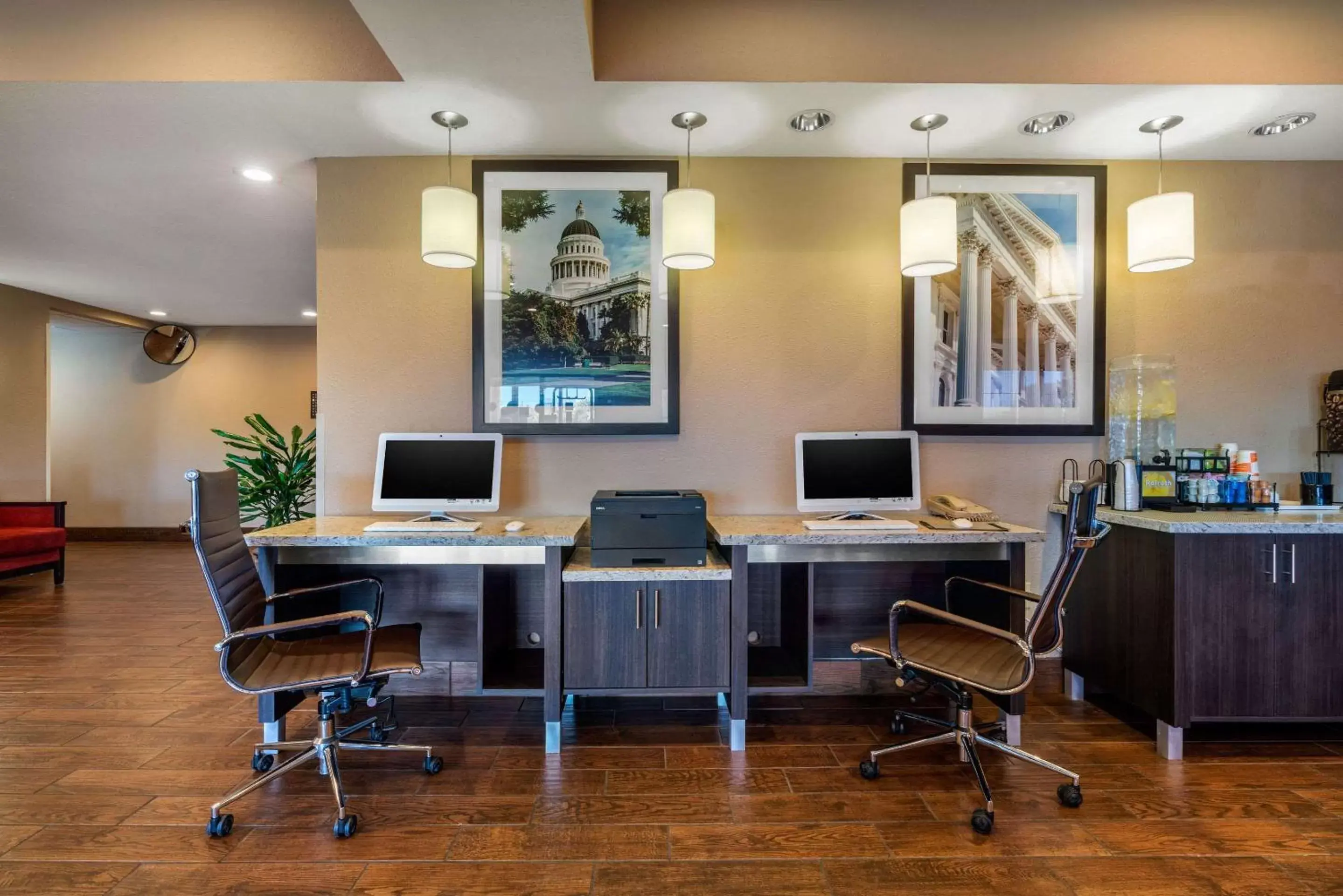 On site, Business Area/Conference Room in Comfort Inn & Suites Sacramento – University Area