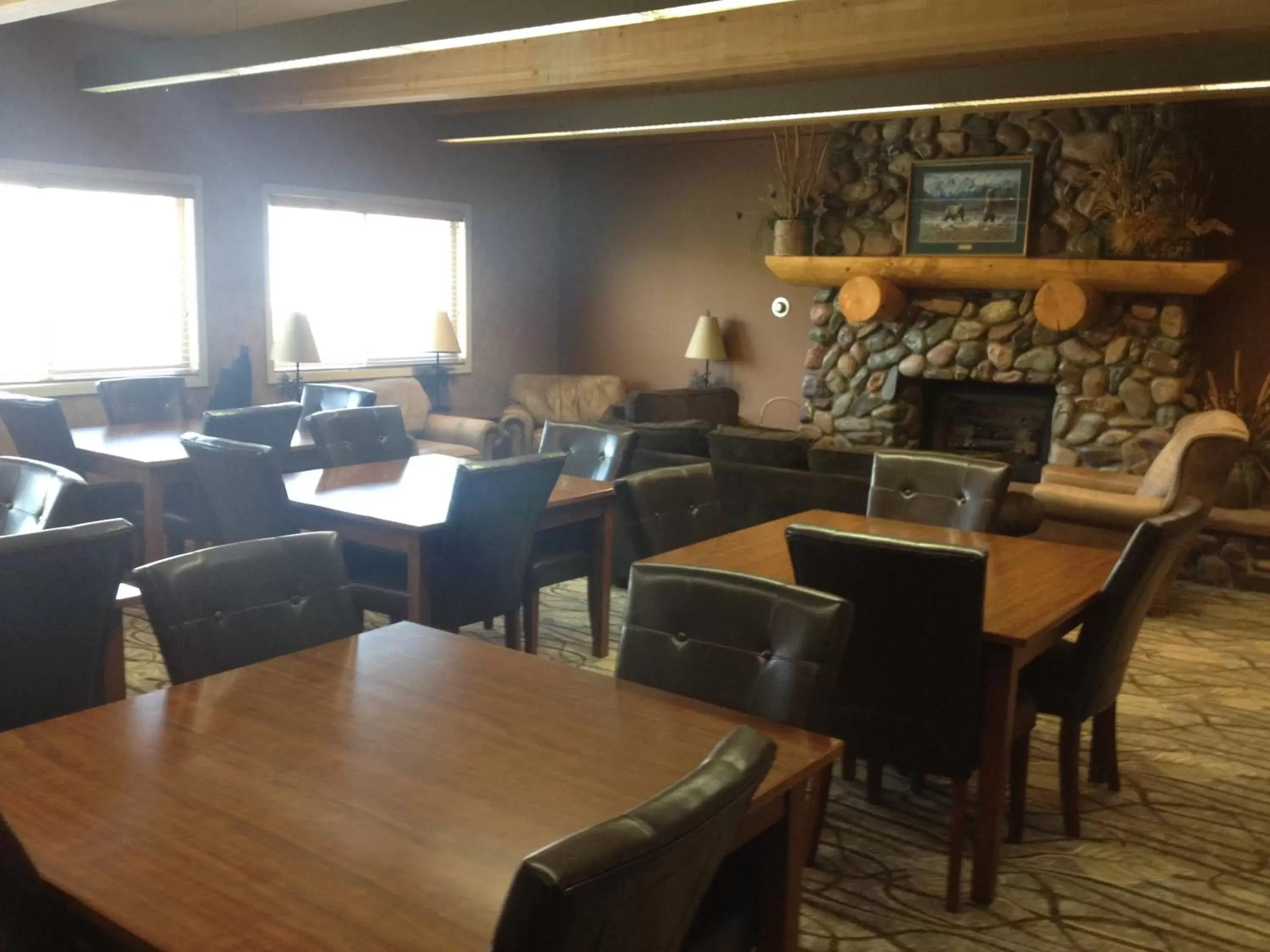 Business facilities, Restaurant/Places to Eat in C'mon INN Missoula