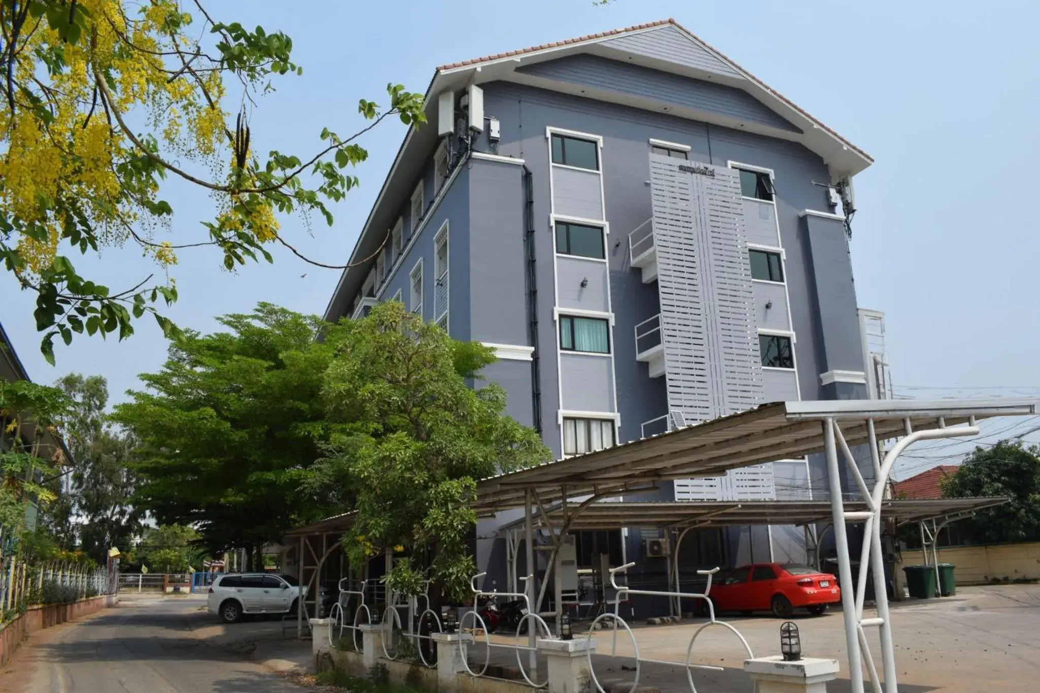 Property Building in Chonlapruk Lakeside Hotel