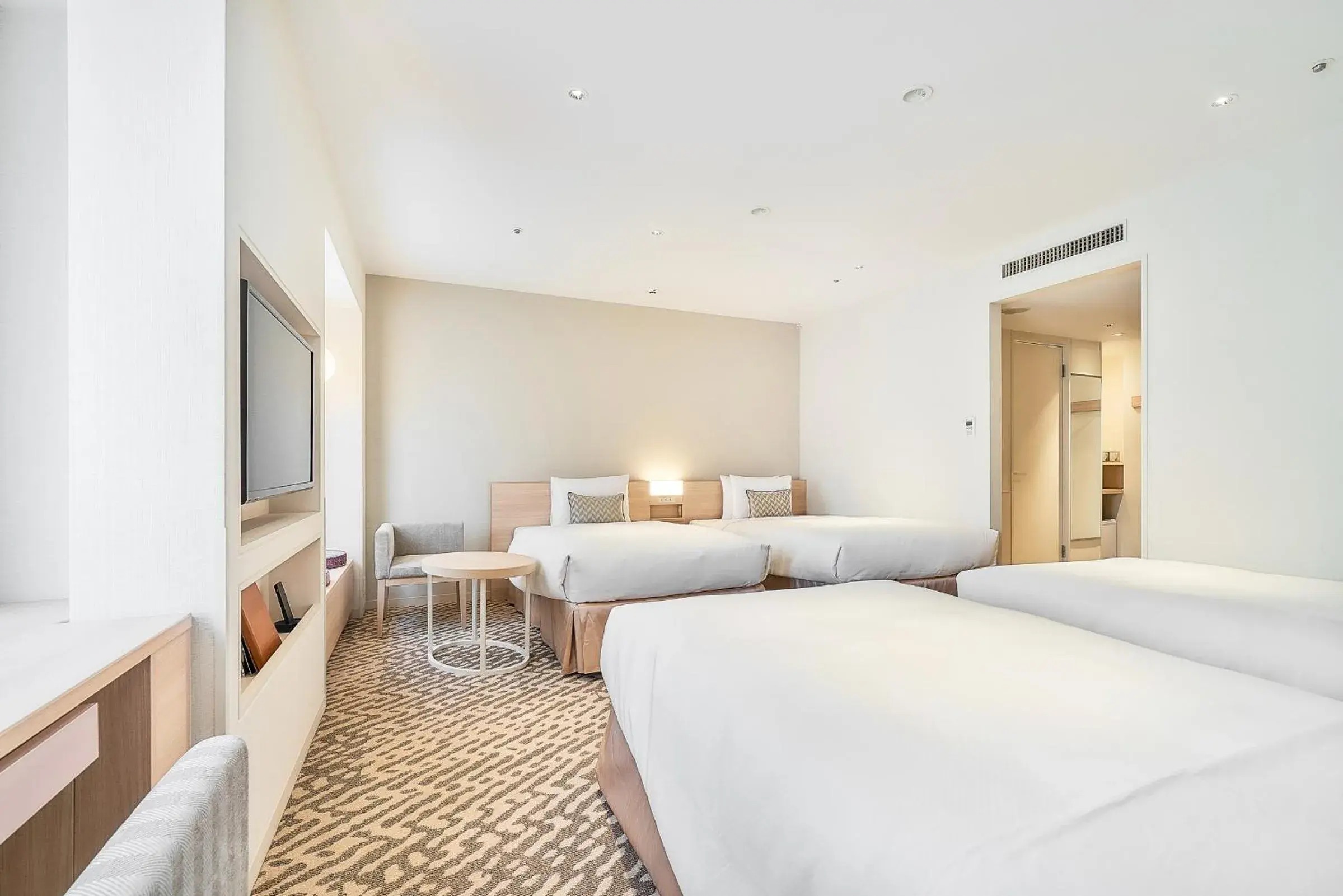 Standard Quadruple Room - Non-Smoking in Keio Plaza Hotel Sapporo Standard Quadruple Room - Non-Smoking in Keio Plaza Hotel Sapporo