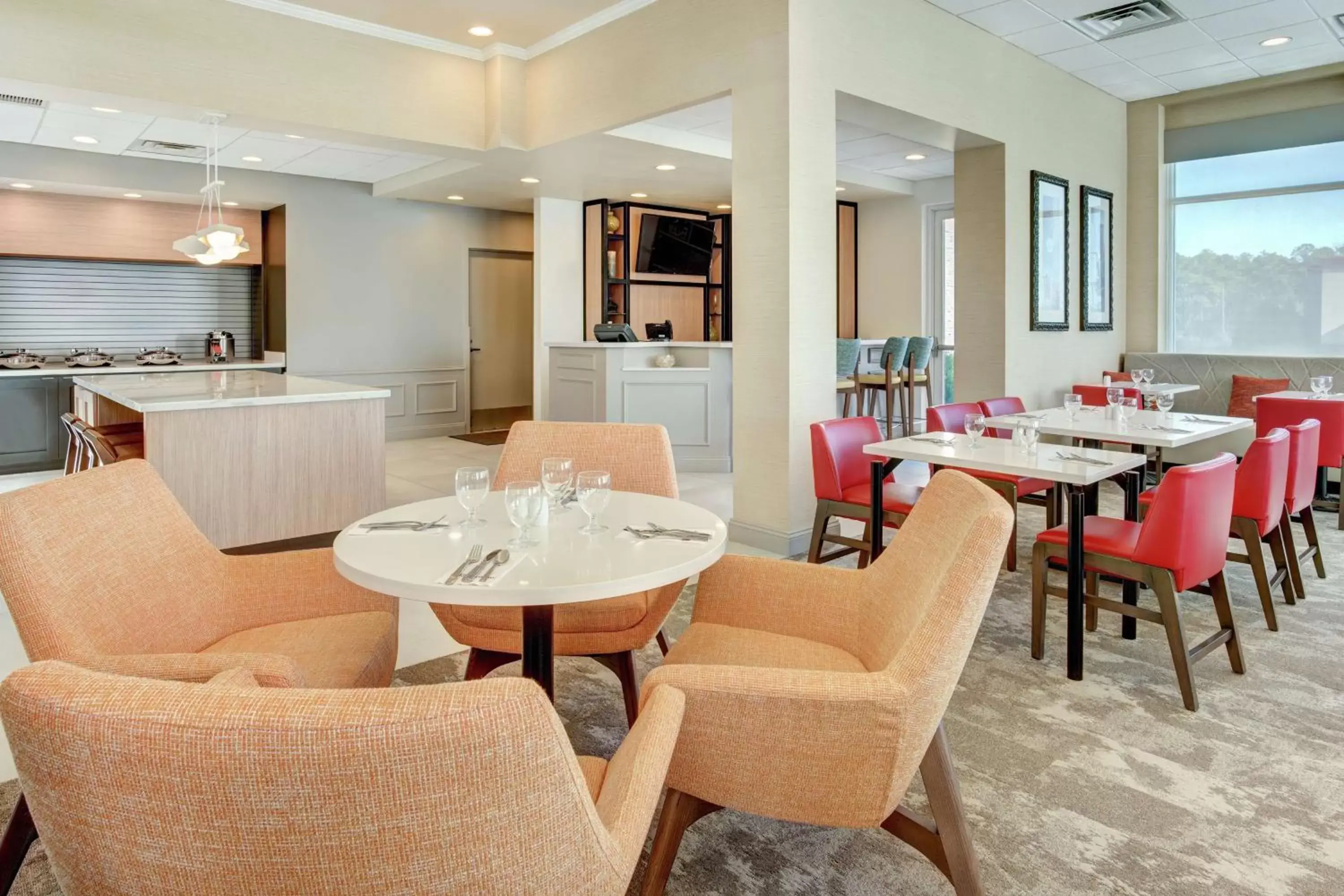 Lobby or reception, Restaurant/Places to Eat in Hilton Garden Inn Lakewood