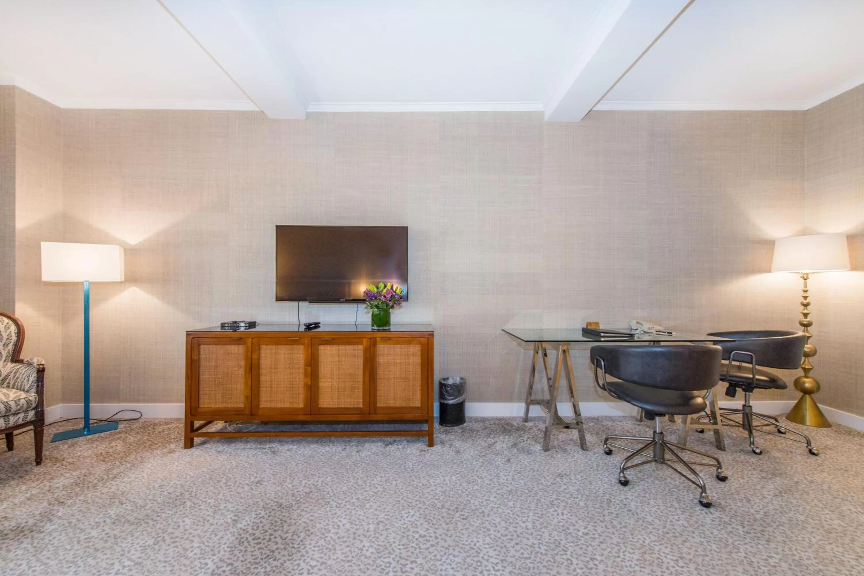 TV and multimedia in Lombardy Hotel