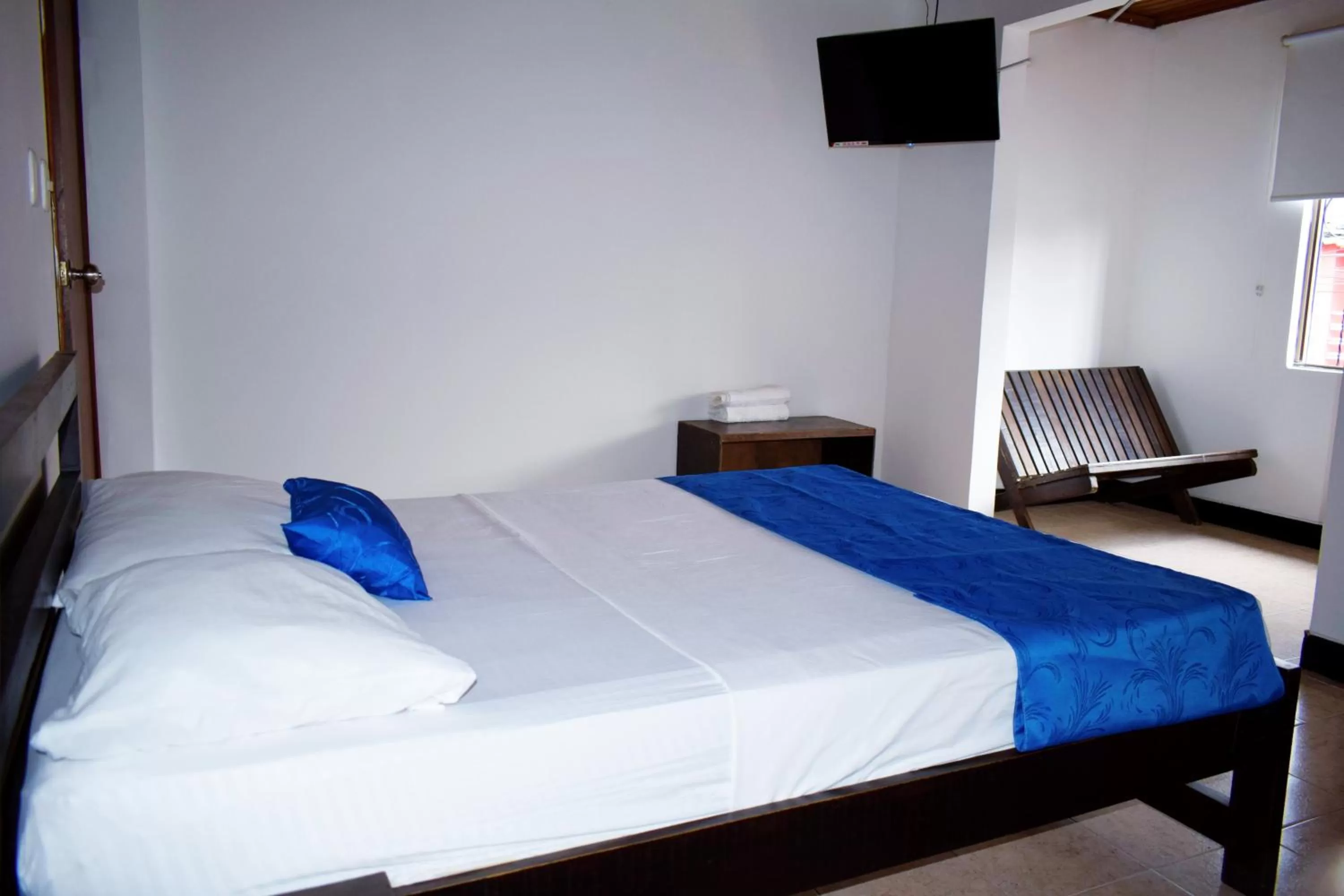 Photo of the whole room, Bed in Hotel Descanso Inn Villavicencio