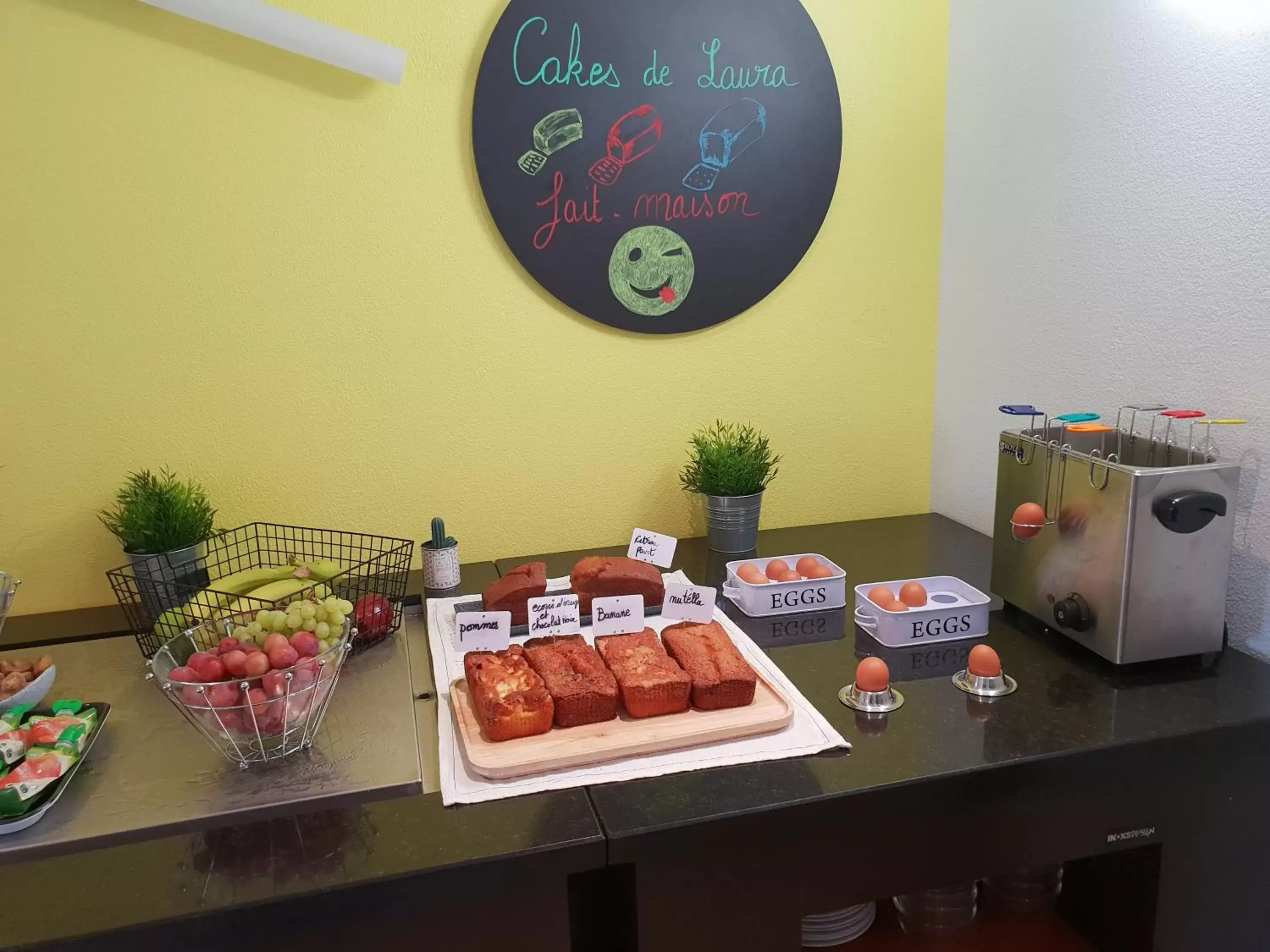 Buffet breakfast, Food in ibis Styles Marseille Plan de Campagne