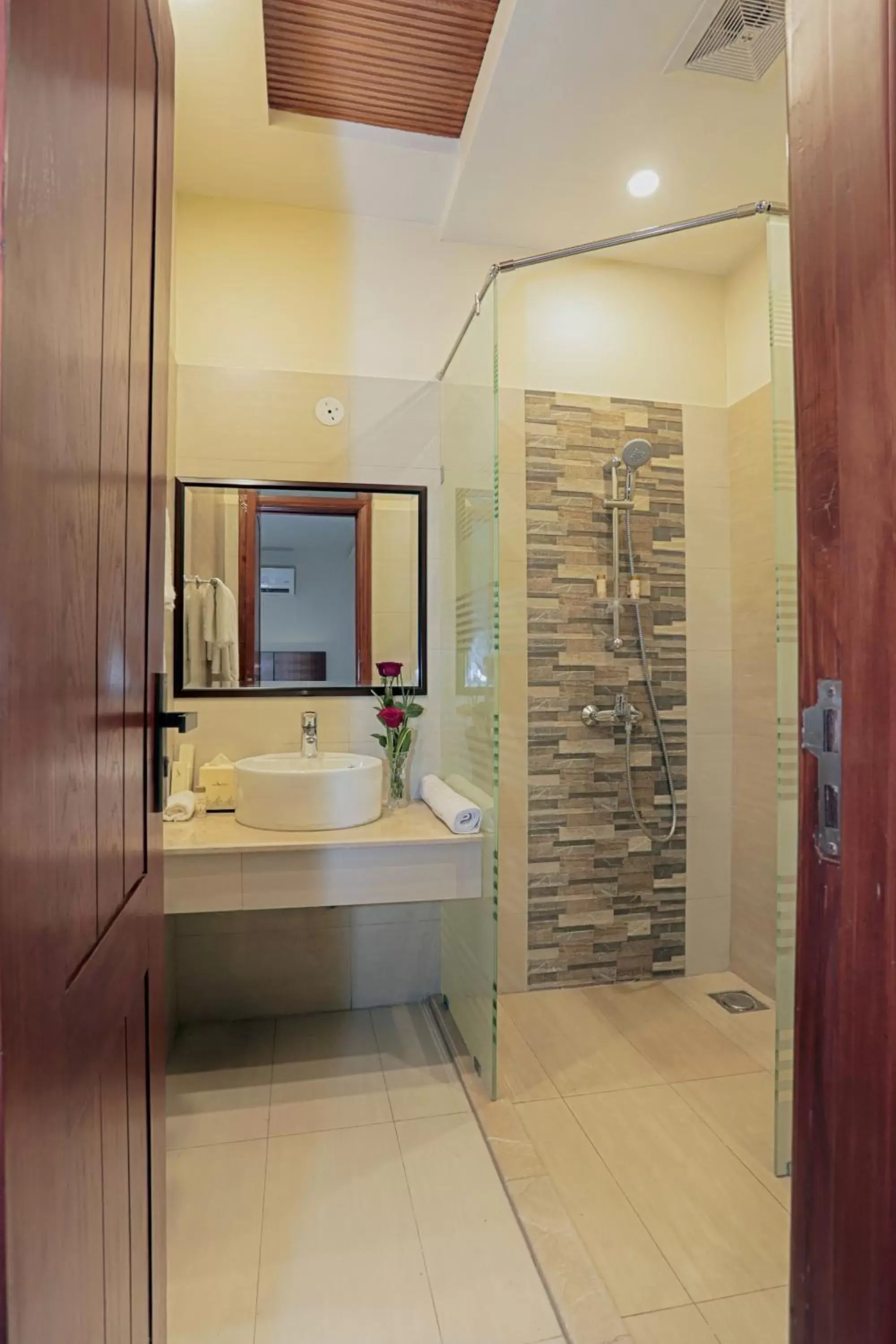 Bathroom in Avari Xpress Faisalabad