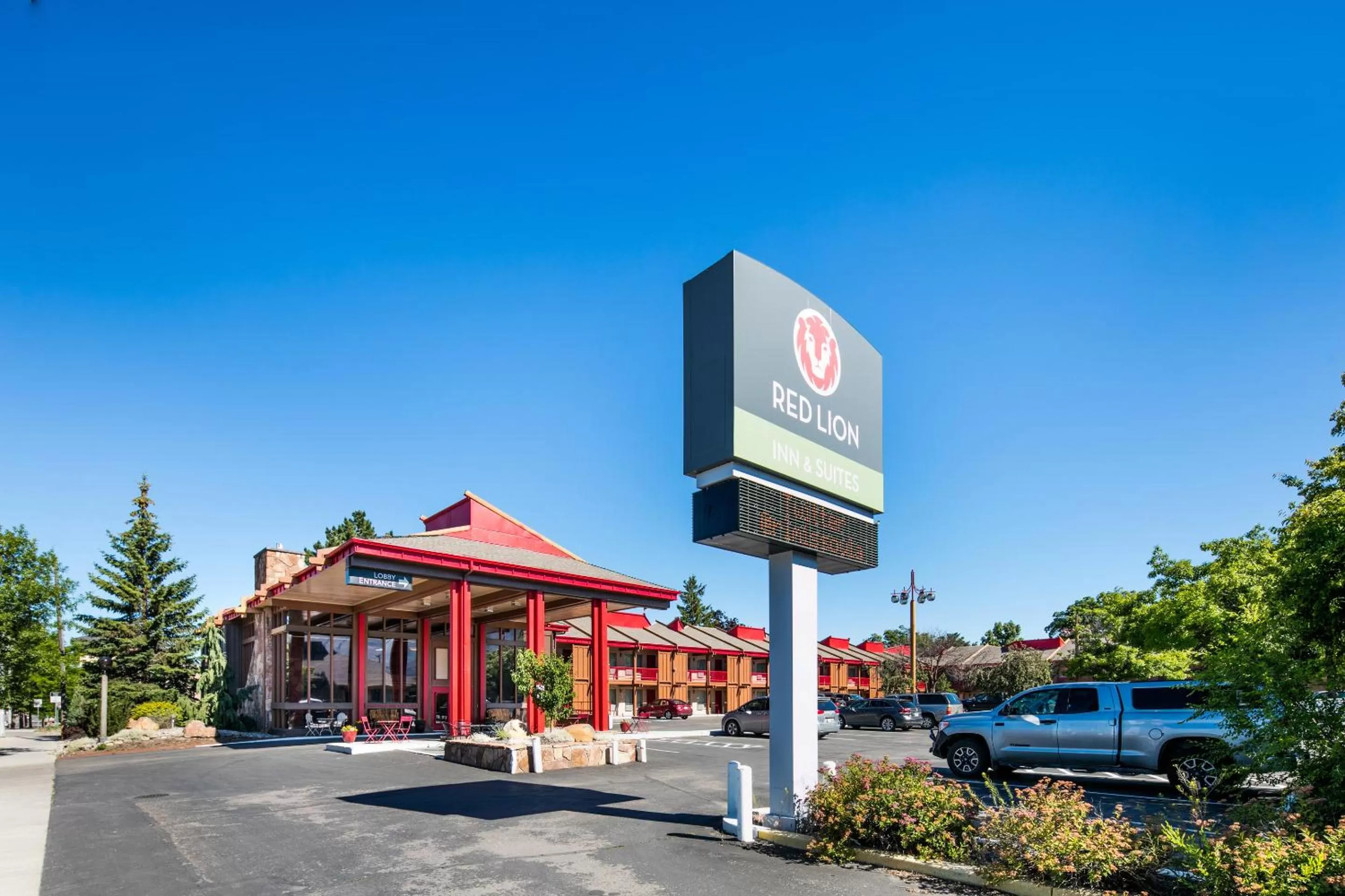 Property building in Red Lion Inn & Suites Missoula