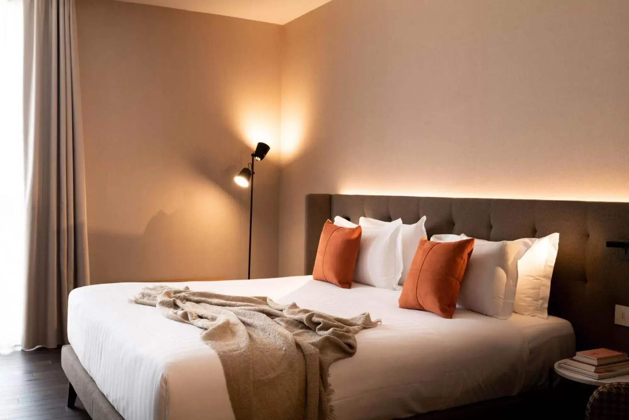 Bed in Litta Palace Milano Bed in Litta Palace Milano