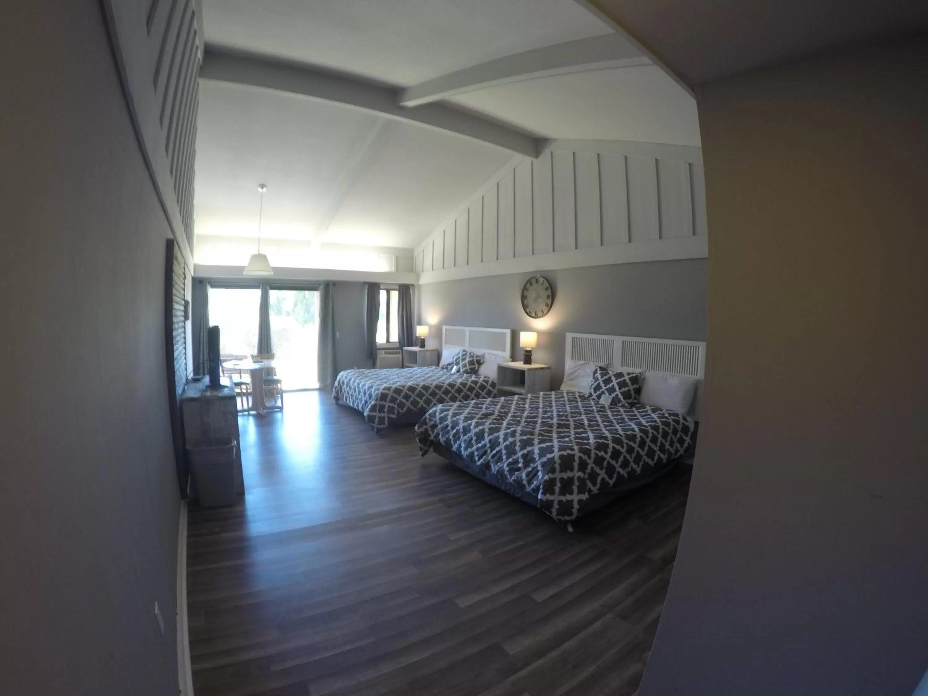 Bed in Ridgemark Golf Club and Resort