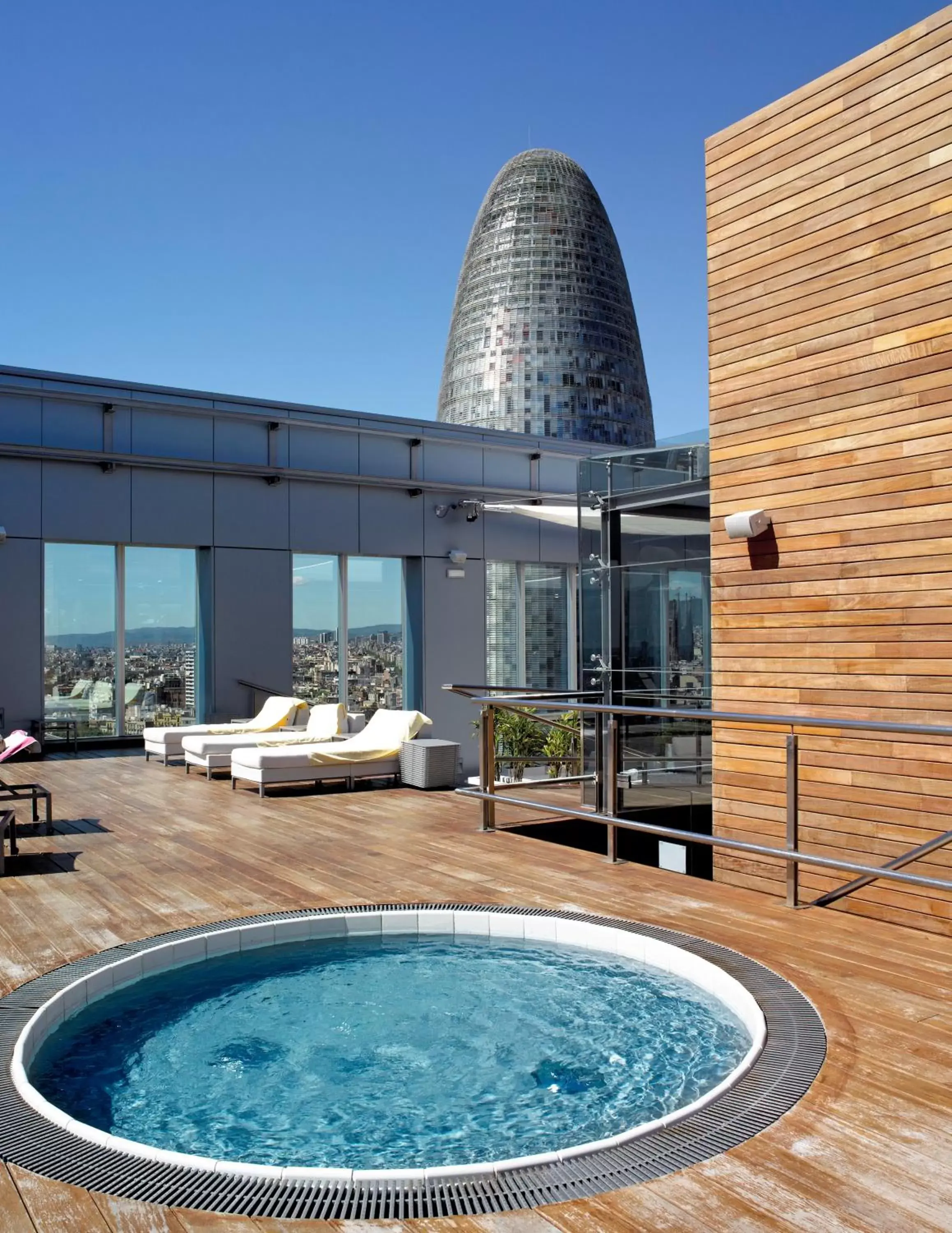 Balcony/Terrace, Swimming Pool in Novotel Barcelona City