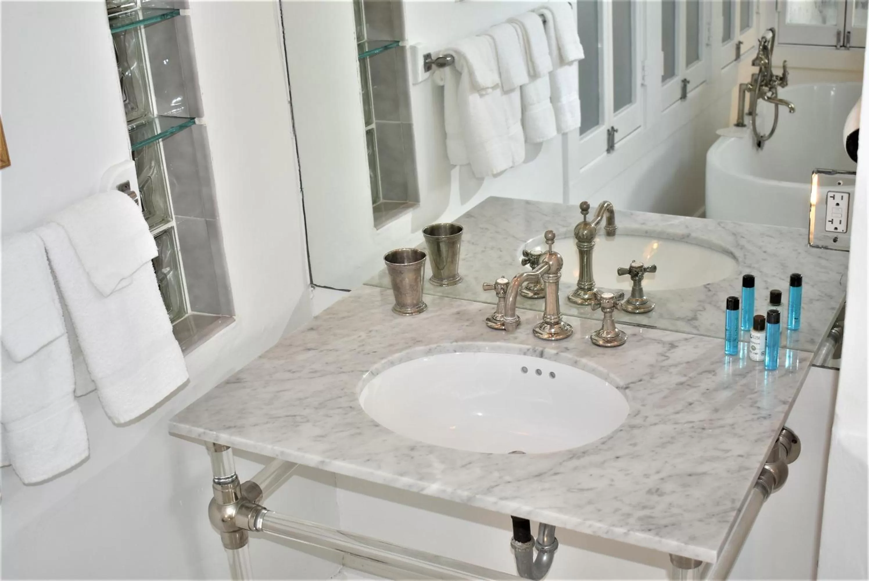 Bathroom in Simonton Court Historic Inn & Cottages
