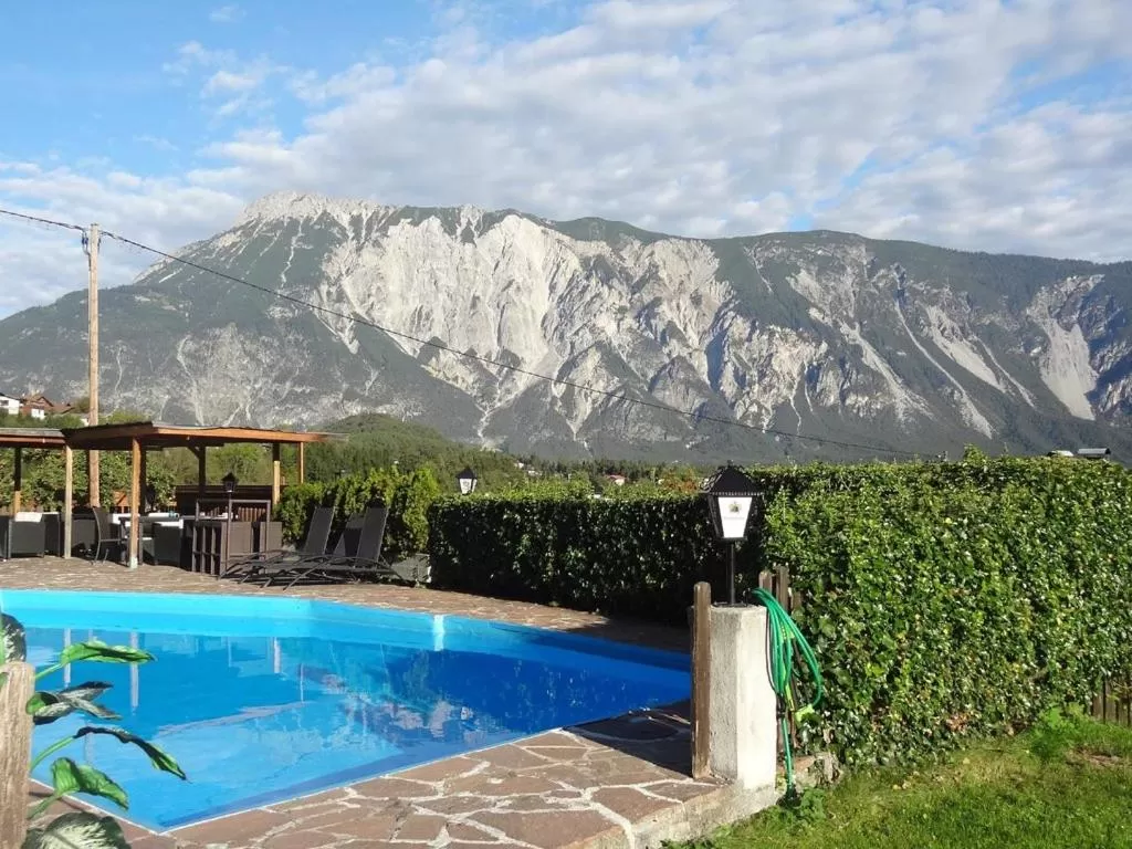 Swimming pool in Gasthof Hotel Post