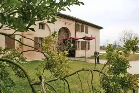 Property Building in Hotel Palazzon Gradenigo