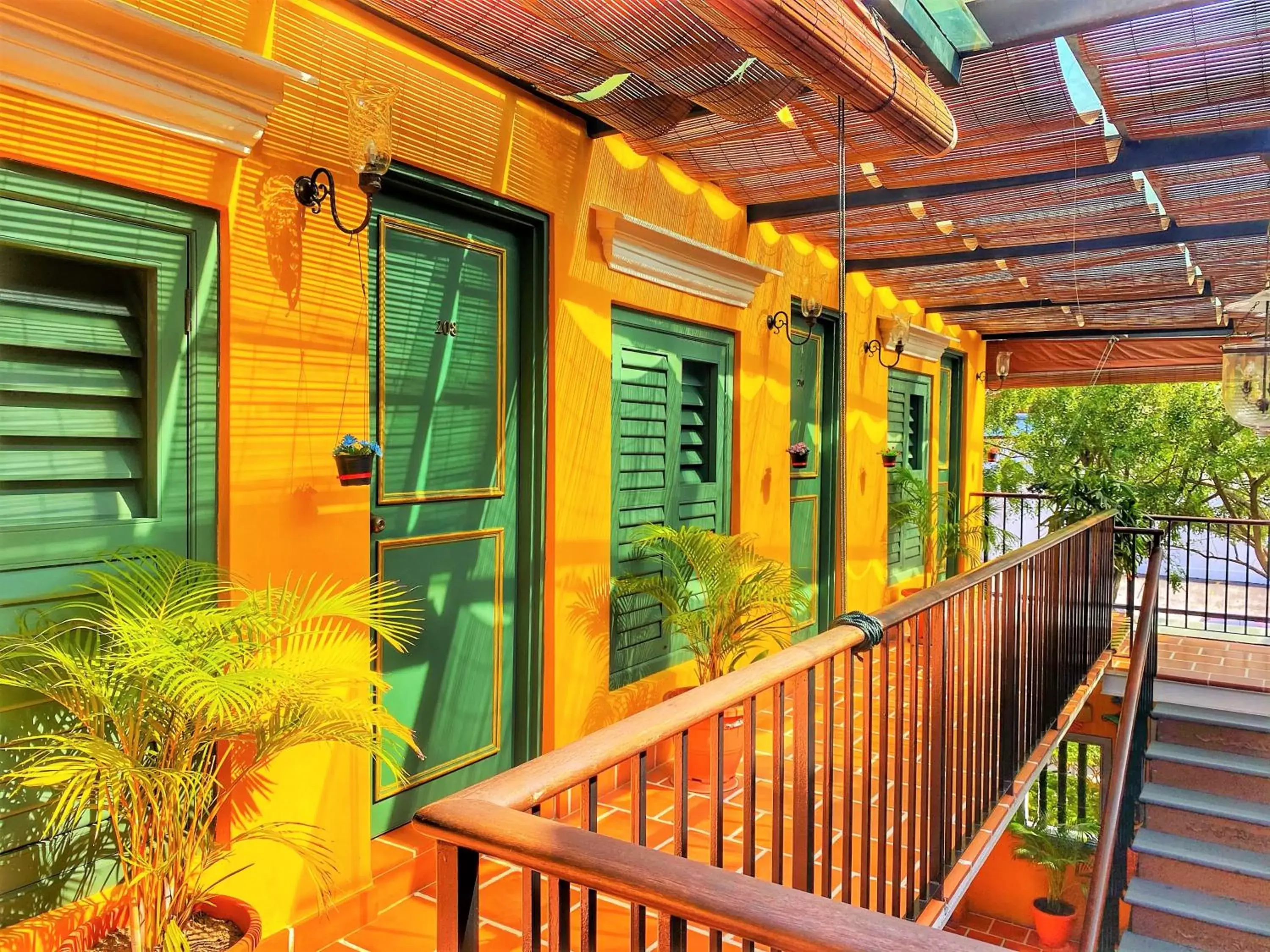 Inner courtyard view in Yeng Keng Hotel