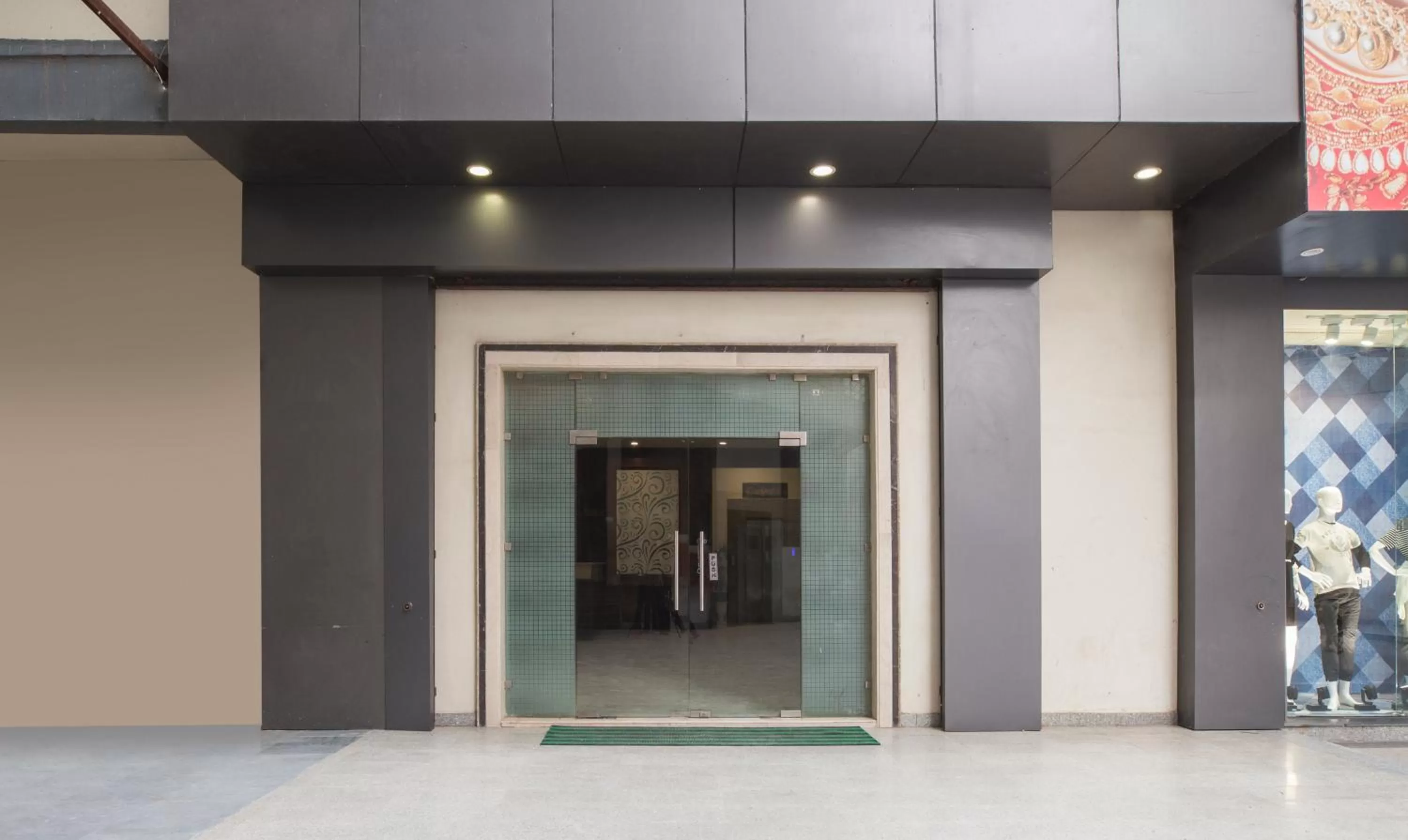 Facade/entrance in Hotel City Square By KeyMagics