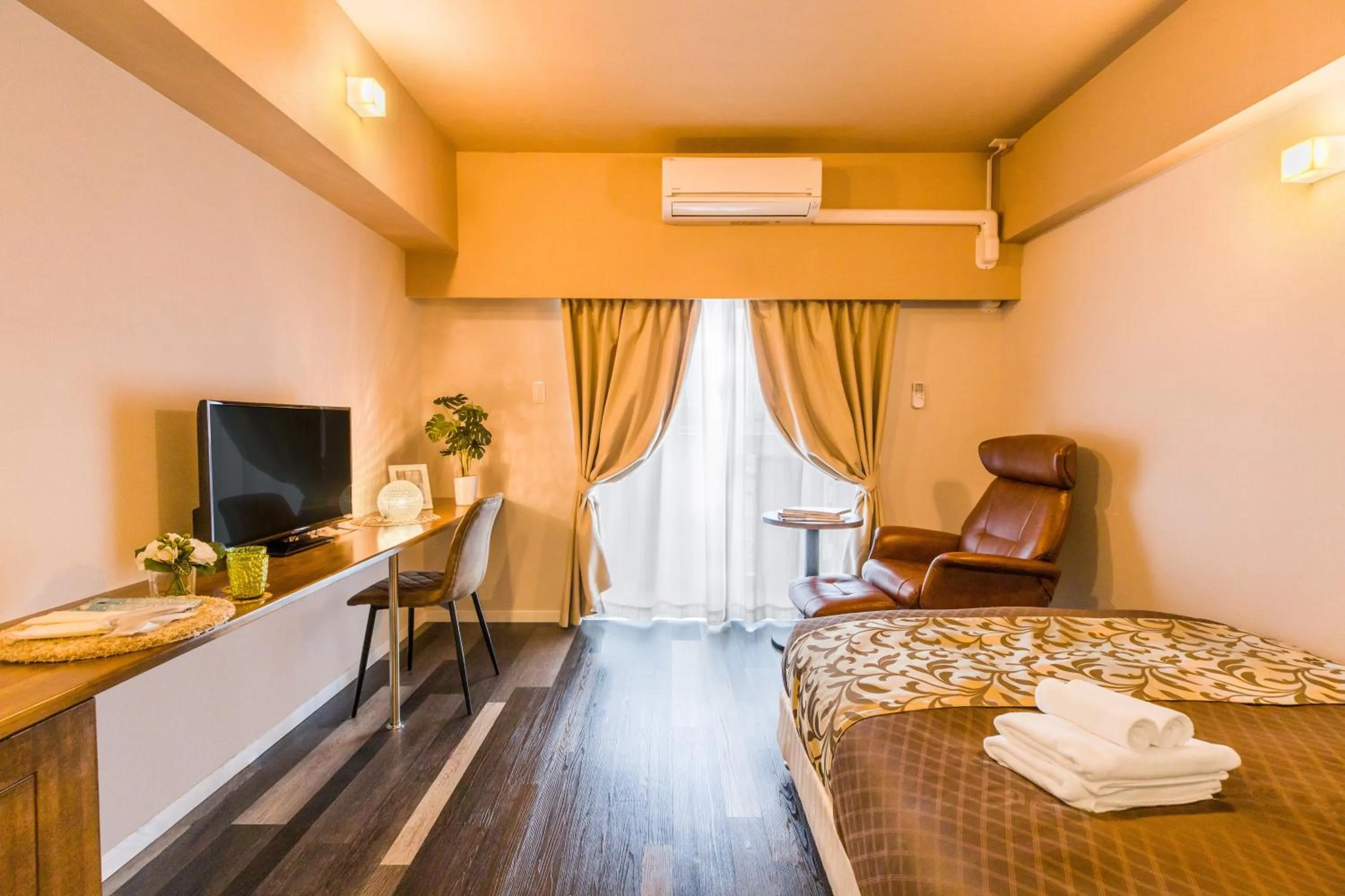 TV/Entertainment Center in Mr. Kinjo in Asahibashi Station