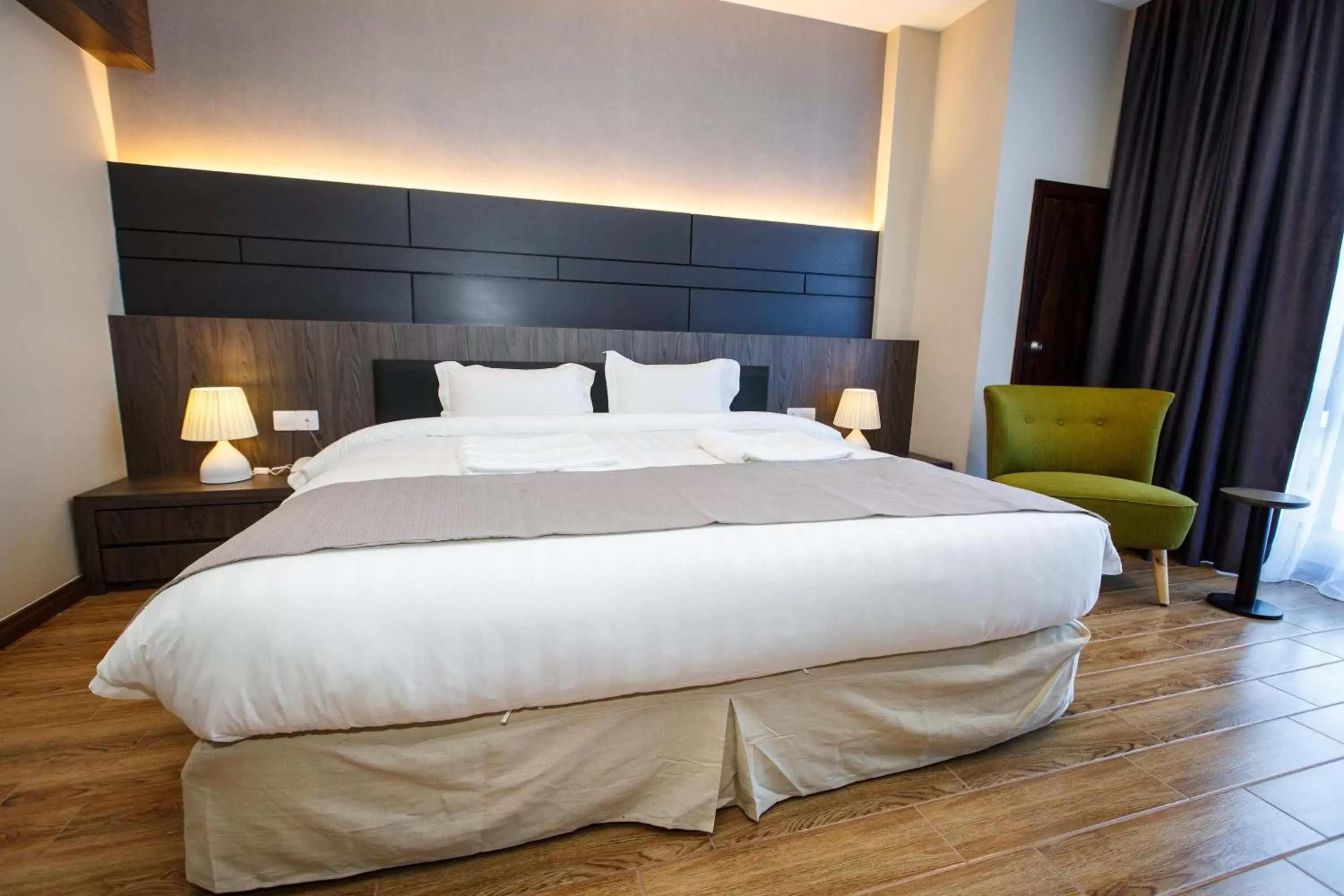 Bed in Lintas Platinum Hotel Bed in Lintas Platinum Hotel