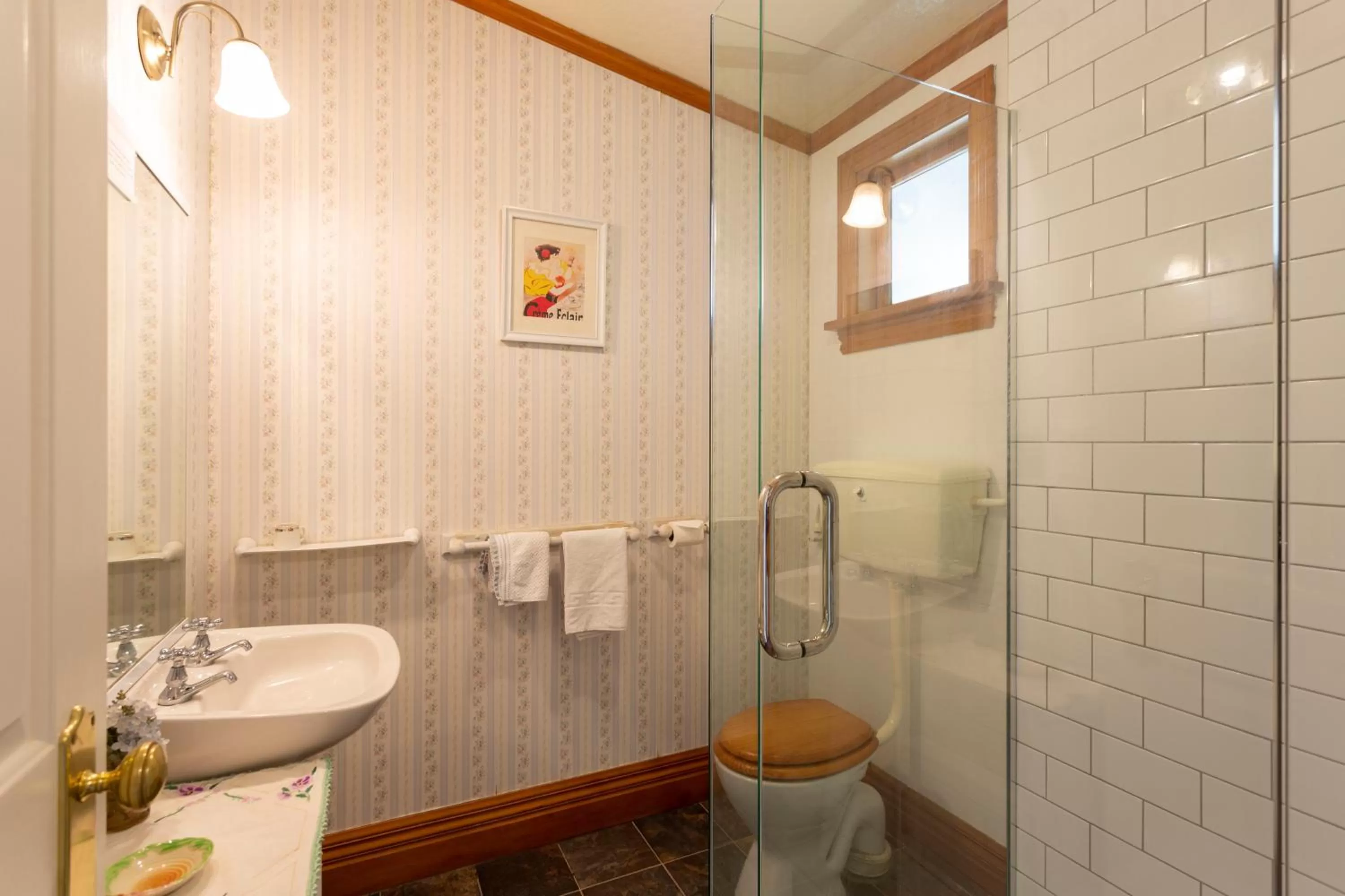 Settlers Cottage Motel