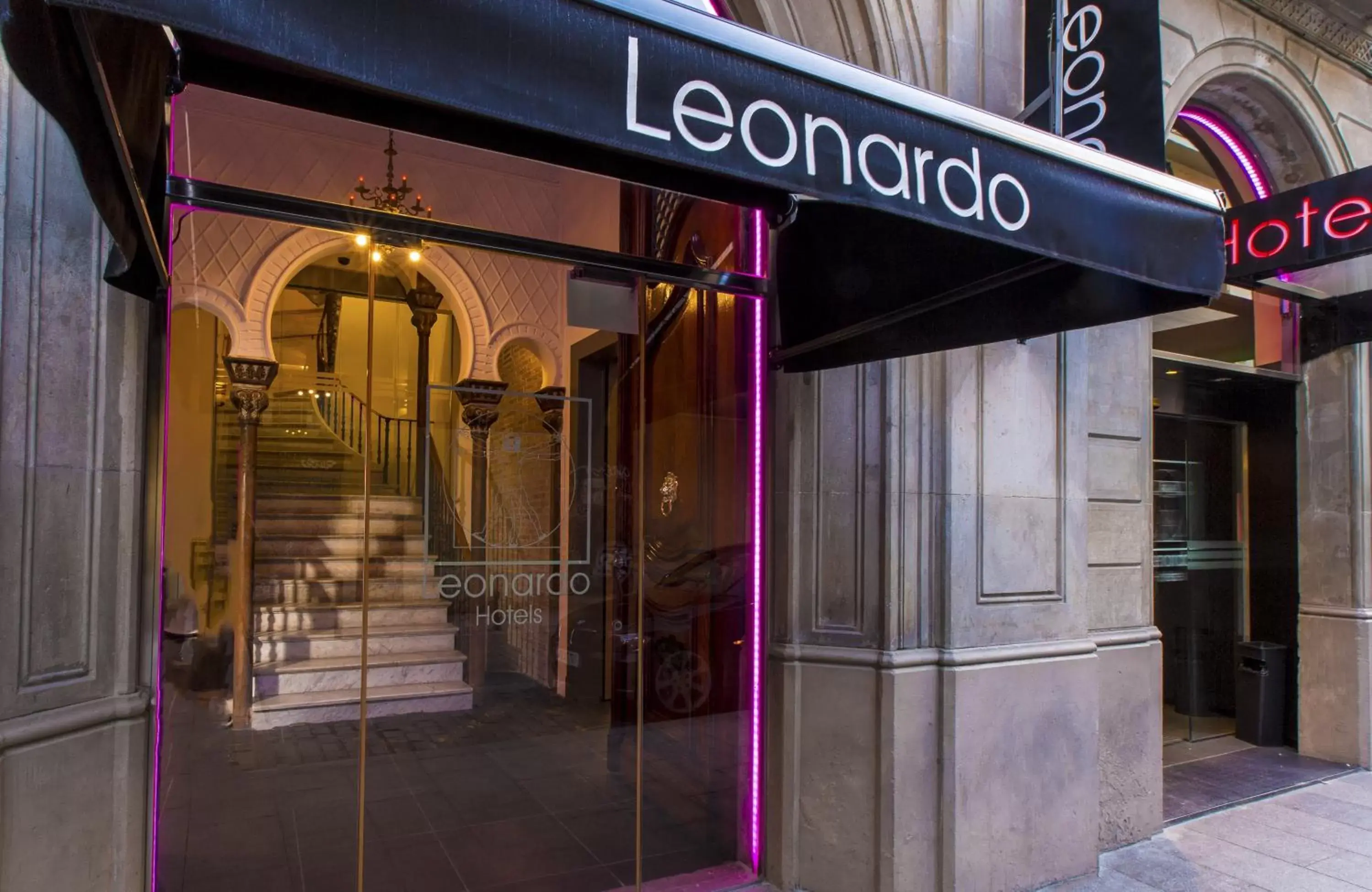 Facade/entrance in Leonardo Hotel Barcelona Las Ramblas