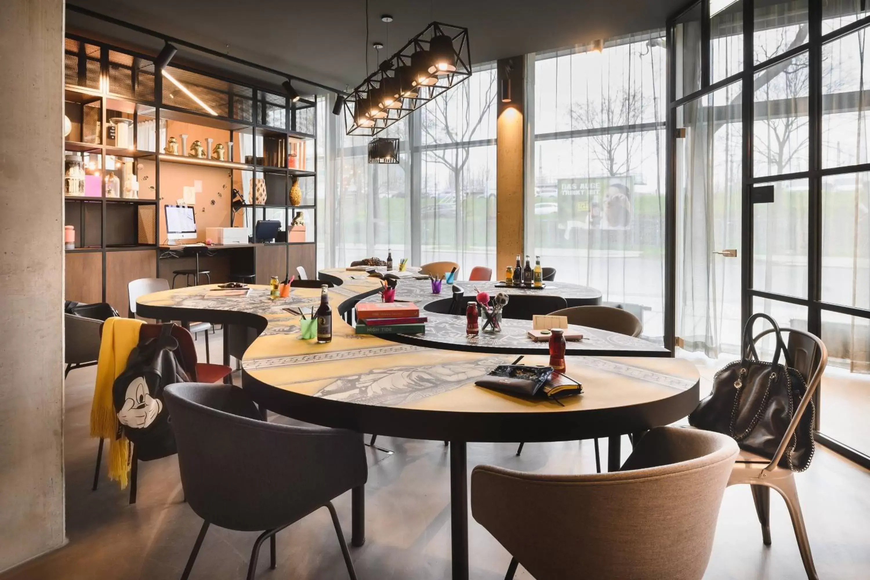 Meeting/conference room, Restaurant/Places to Eat in Moxy Dresden Neustadt