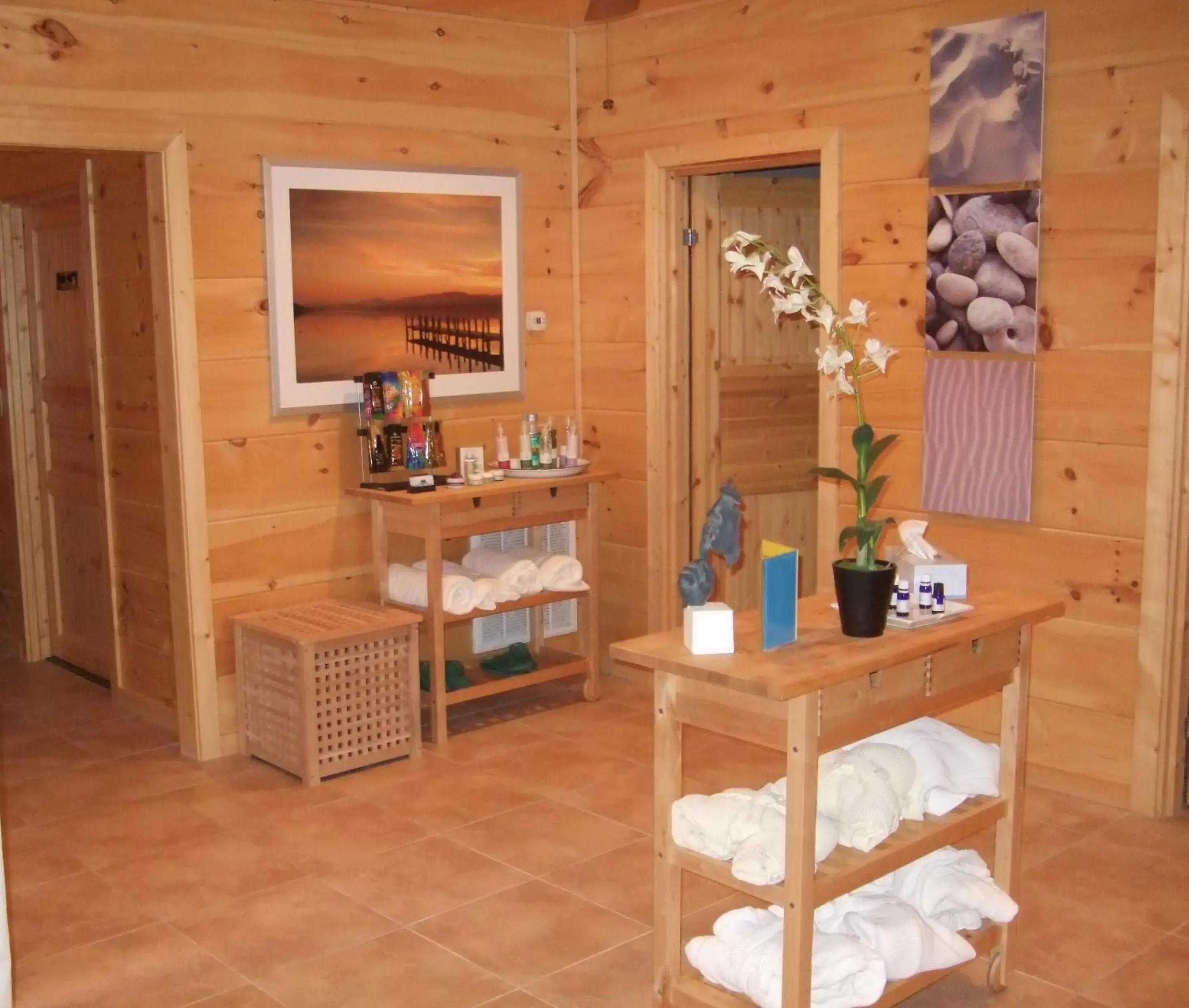 Coffee/tea facilities, Lobby/Reception in Paradise Hills, Winery Resort & Spa