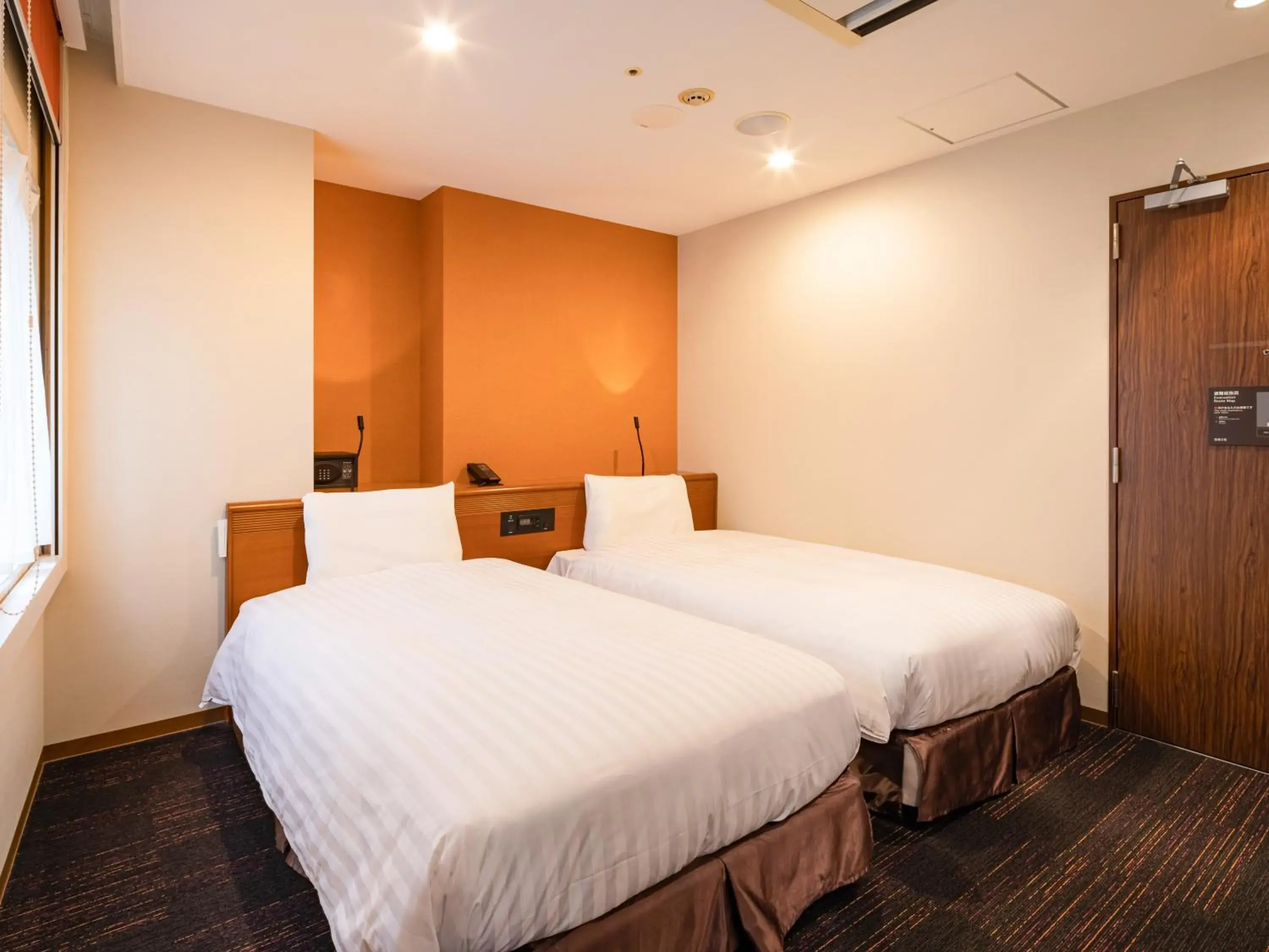 Bed in Comfort Inn Tokyo Roppongi