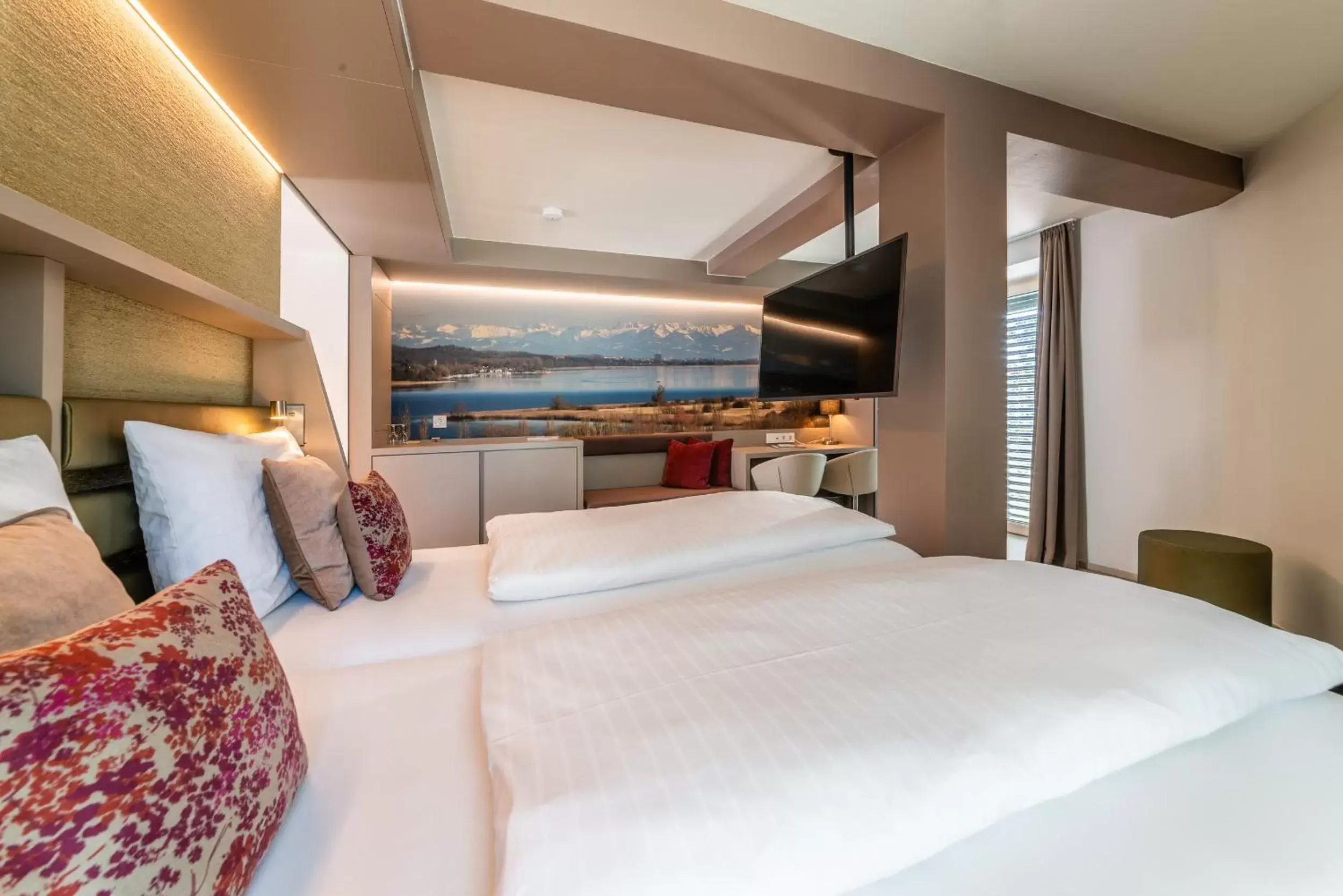 Double Room with Balcony - single occupancy - First Floor in aquaTurm Hotel & Energie Double Room with Balcony - single occupancy - First Floor in aquaTurm Hotel & Energie