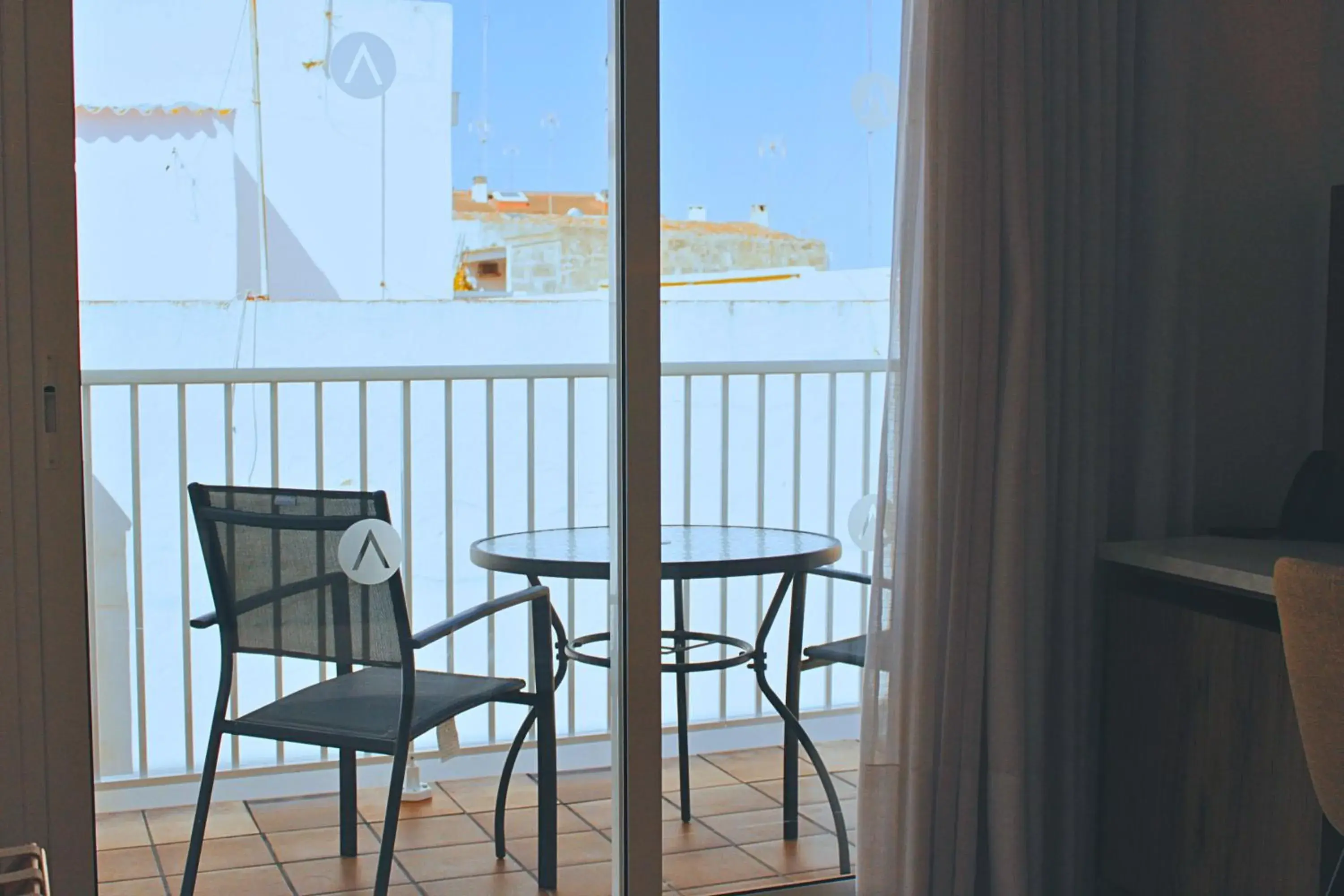 Balcony/Terrace in Alfons Hotel