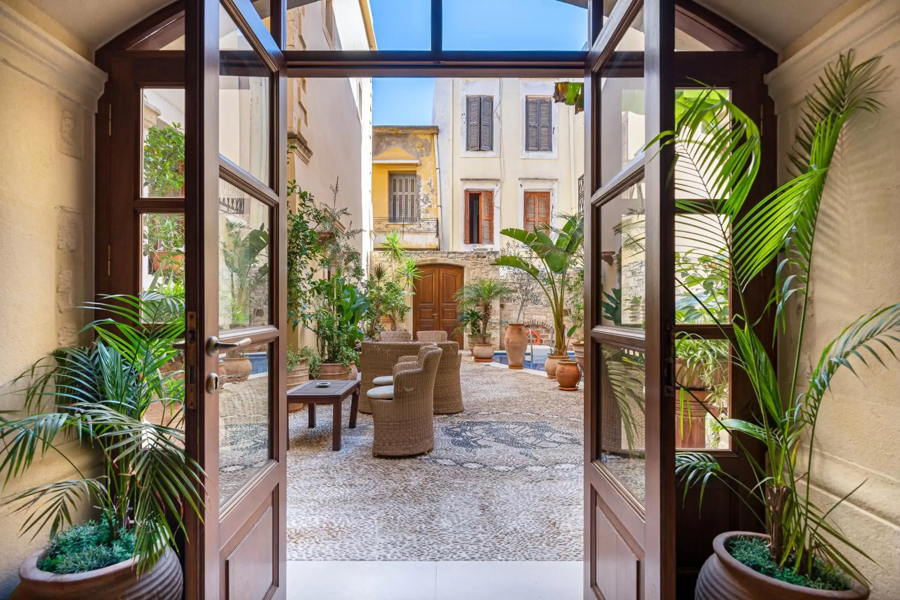 Inner courtyard view in Palazzino Di Corina