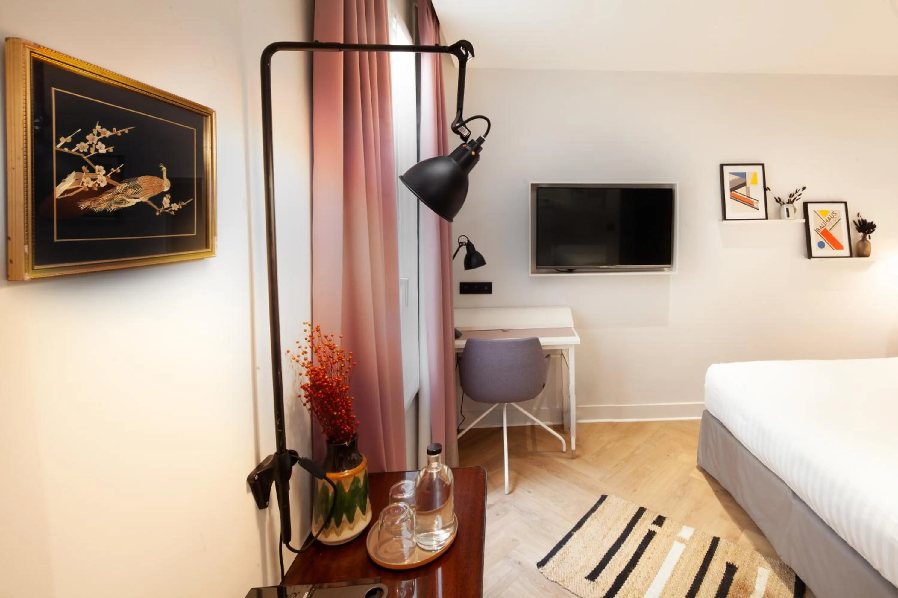 Bedroom, Bed in Hôtel Vendome Saint-Germain