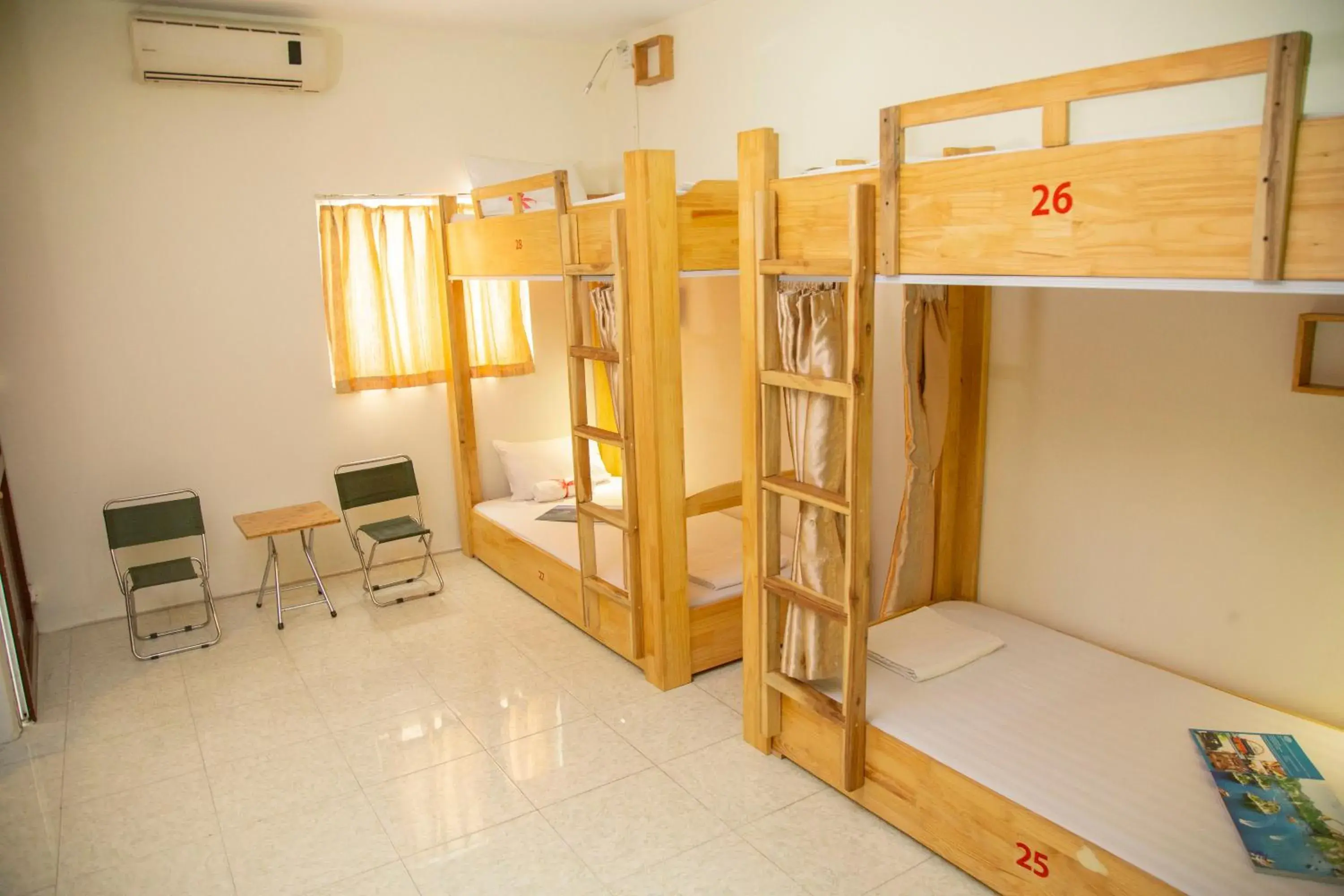 Bunk Bed in Hanoi City Backpackers Hostel