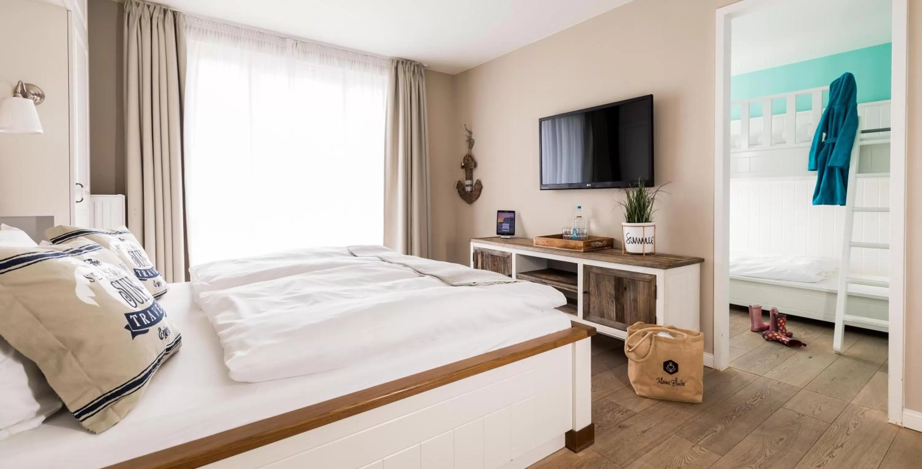 Photo of the whole room, Bed in Hotel Zweite Heimat