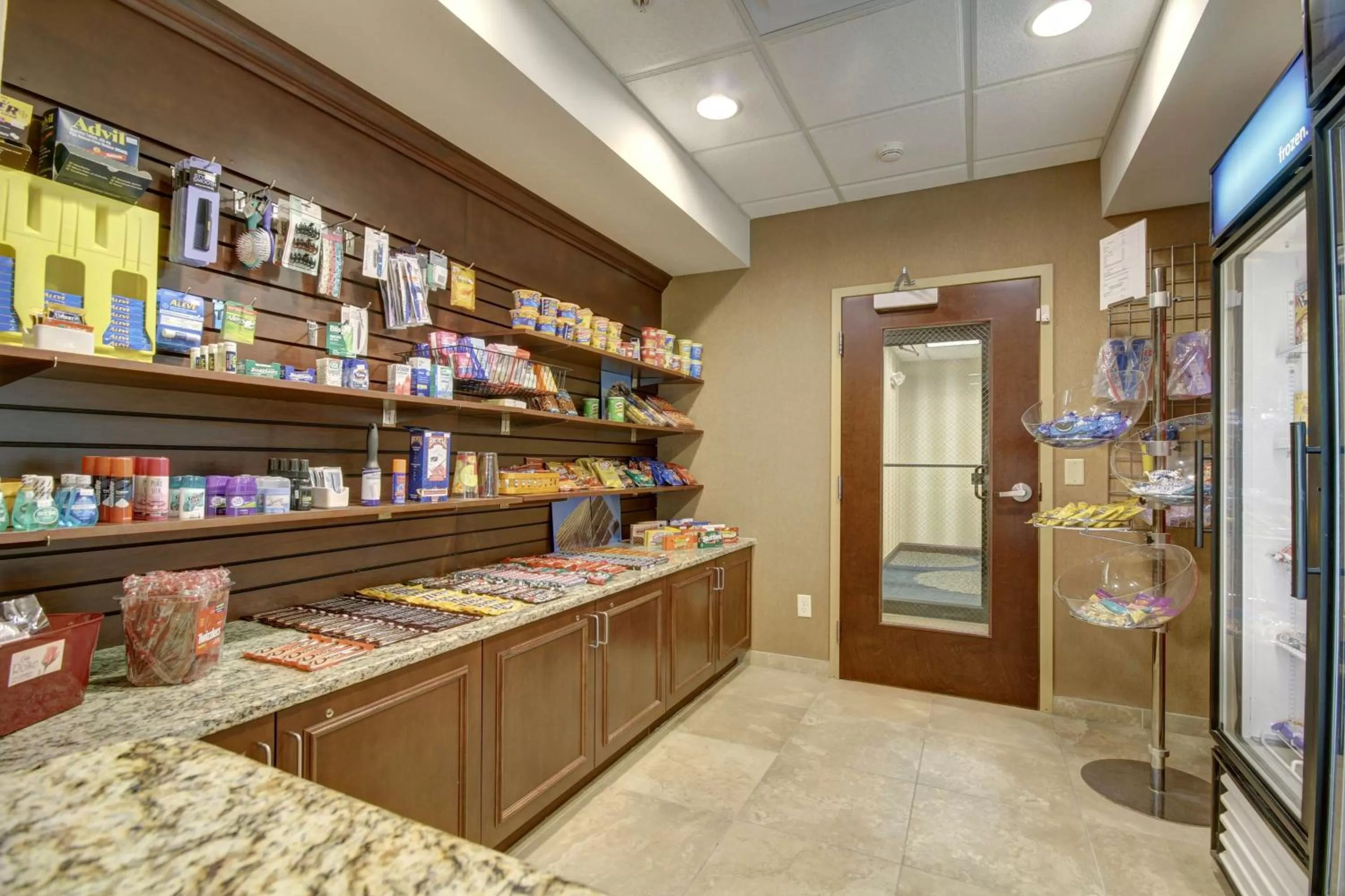 Restaurant/places to eat in Hampton Inn and Suites Alexandria