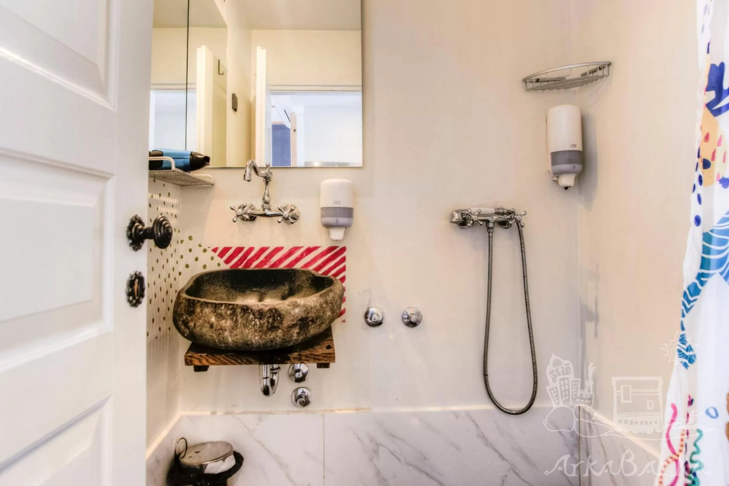 Toilet in ArkaBarka 2- Floating Dream Rooms and Apartments