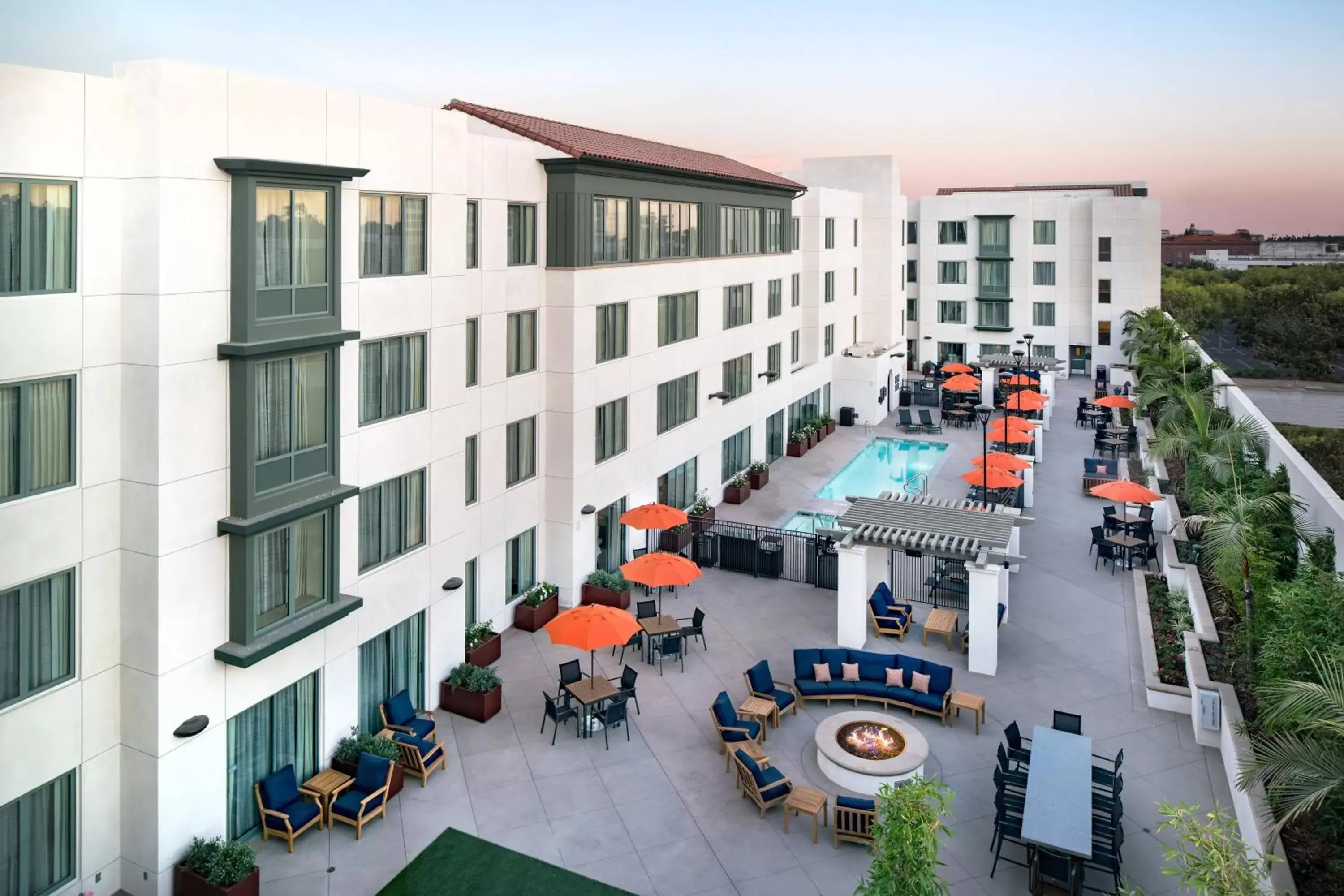 Property building in Residence Inn by Marriott Los Angeles Pasadena/Old Town