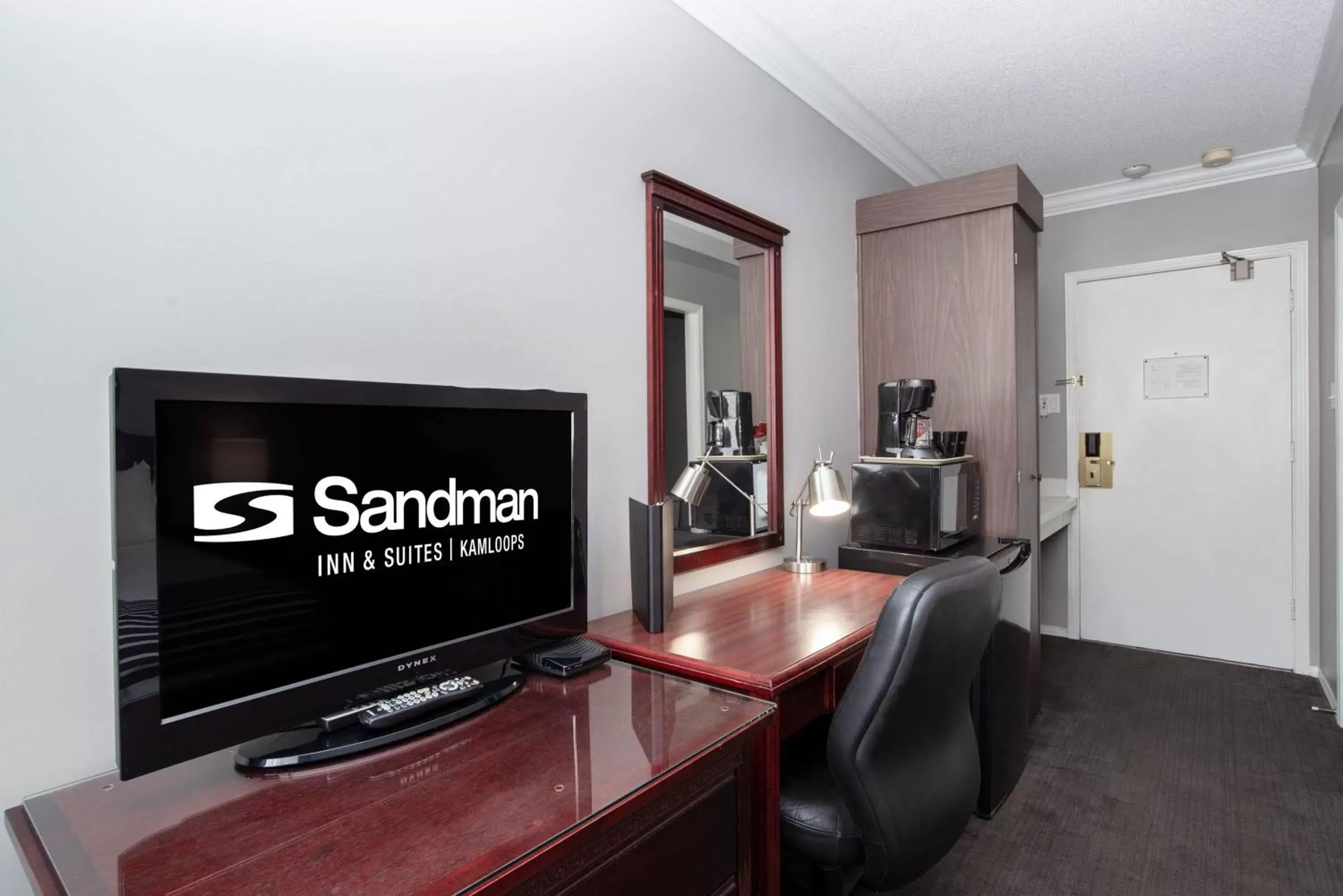 Photo of the whole room in Sandman Inn Kamloops Photo of the whole room in Sandman Inn Kamloops