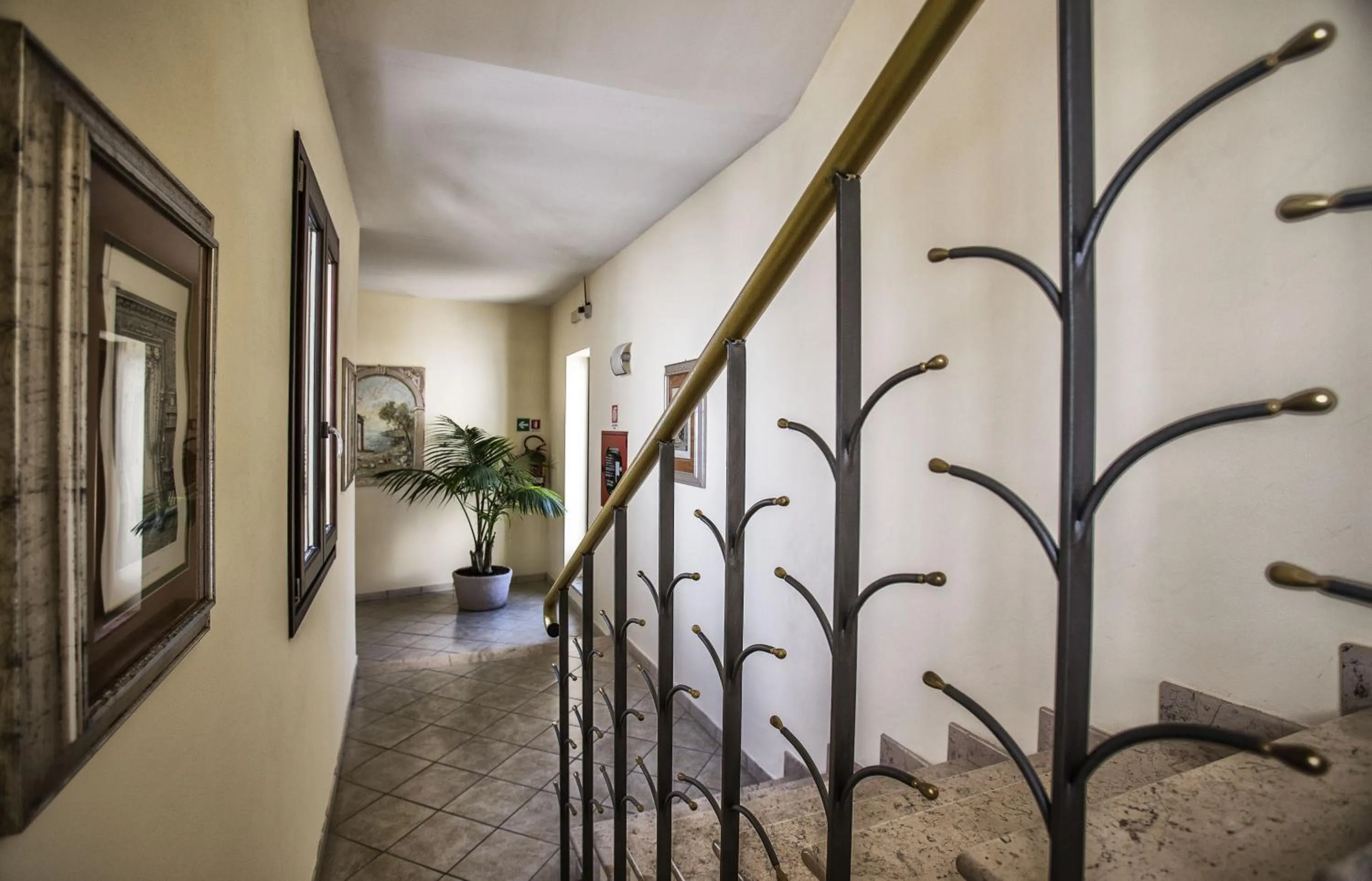 Decorative detail in Al Pescatore Hotel & Restaurant