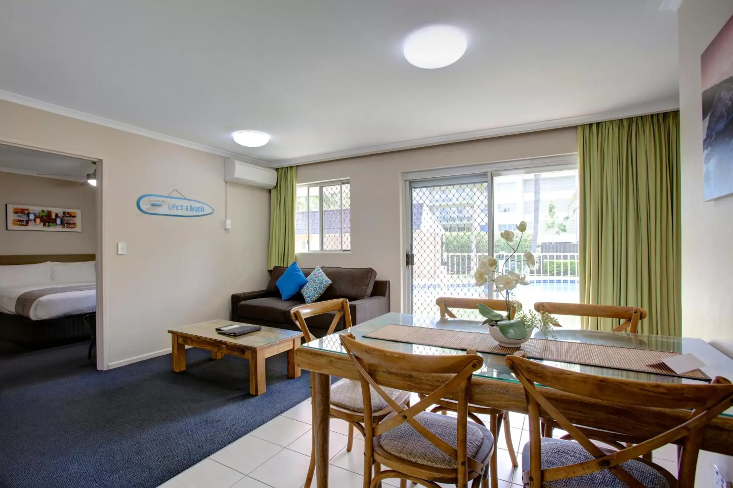 Photo of the whole room, Seating Area in Beachpark Apartments Coffs Harbour