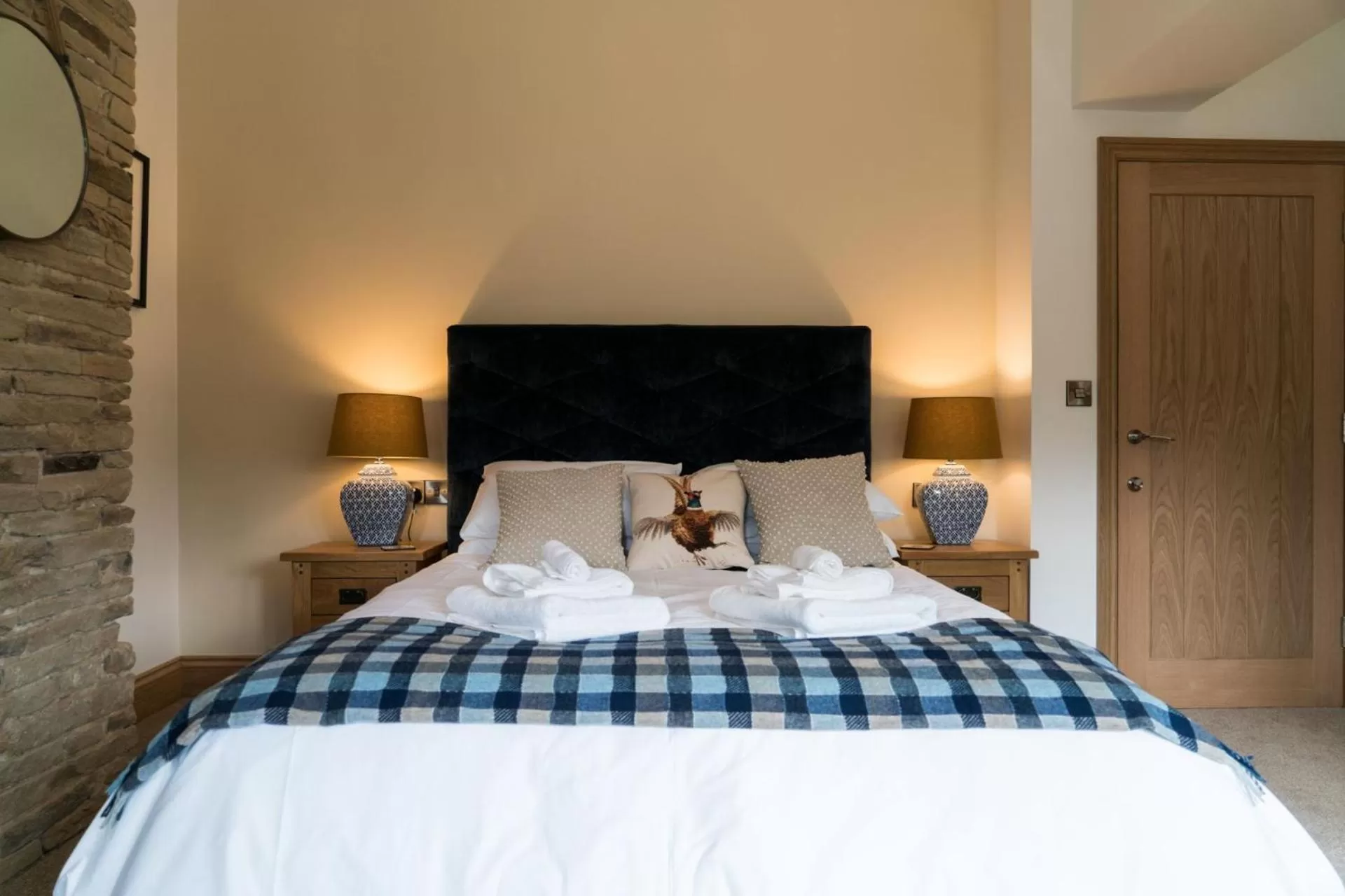 Bedroom, Bed in The Pickled Pheasant