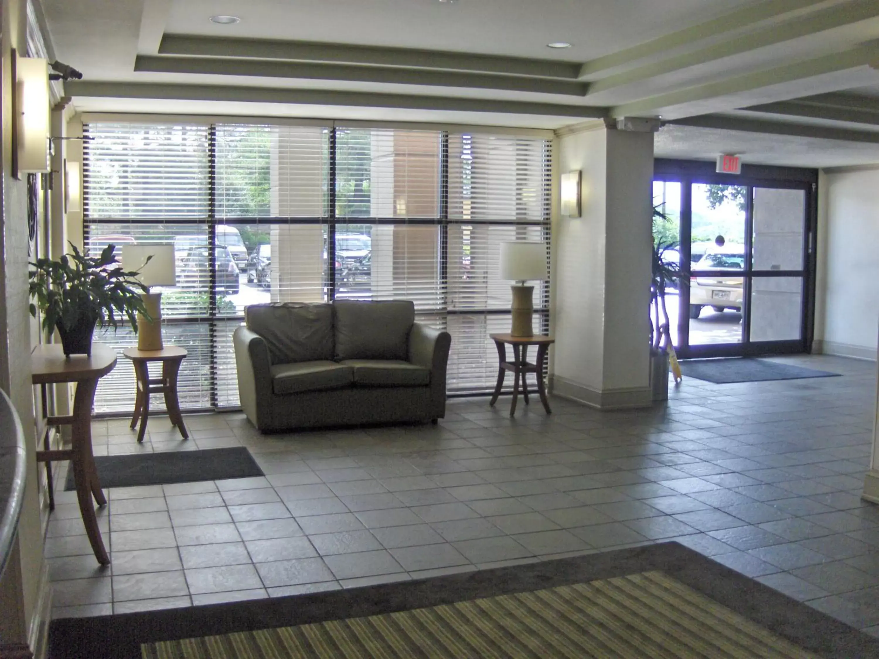 Lobby or reception, Seating Area in Extended Stay America Suites - Atlanta - Gwinnett Place
