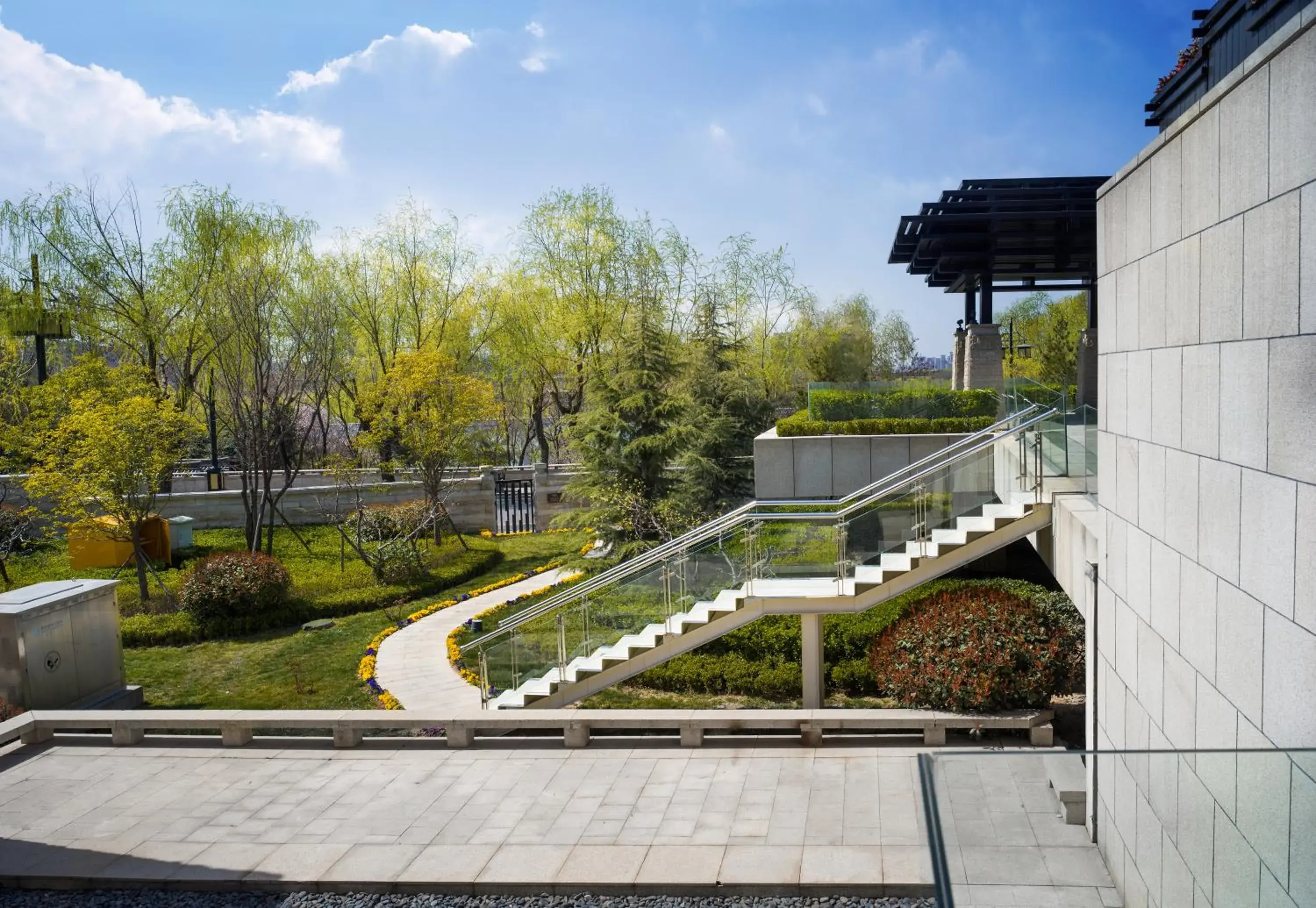 Garden view, Balcony/Terrace in Hyatt Regency Xi'an