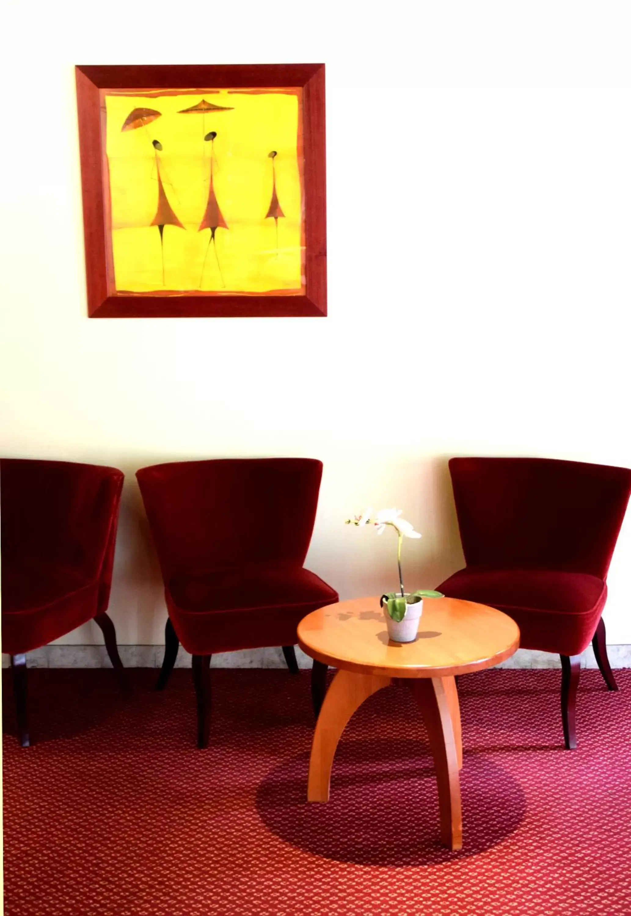 Living room, Seating Area in Brit Hotel Bordeaux Aéroport - Le Soretel