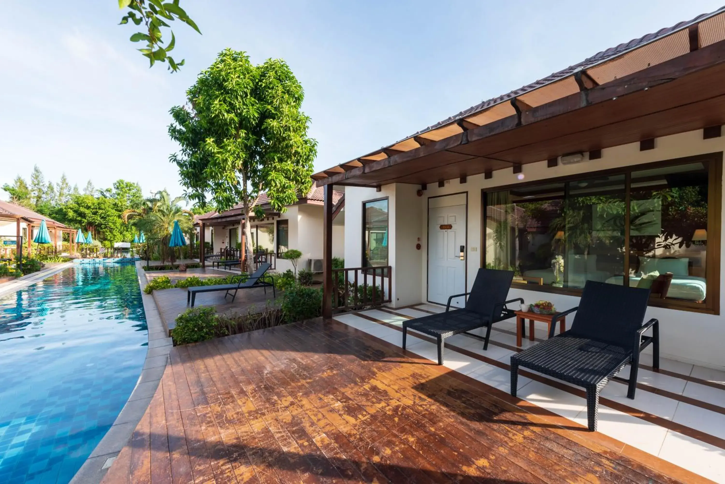 Swimming pool in Pinnacle Grand Jomtien Resort and Beach Club Swimming pool in Pinnacle Grand Jomtien Resort and Beach Club