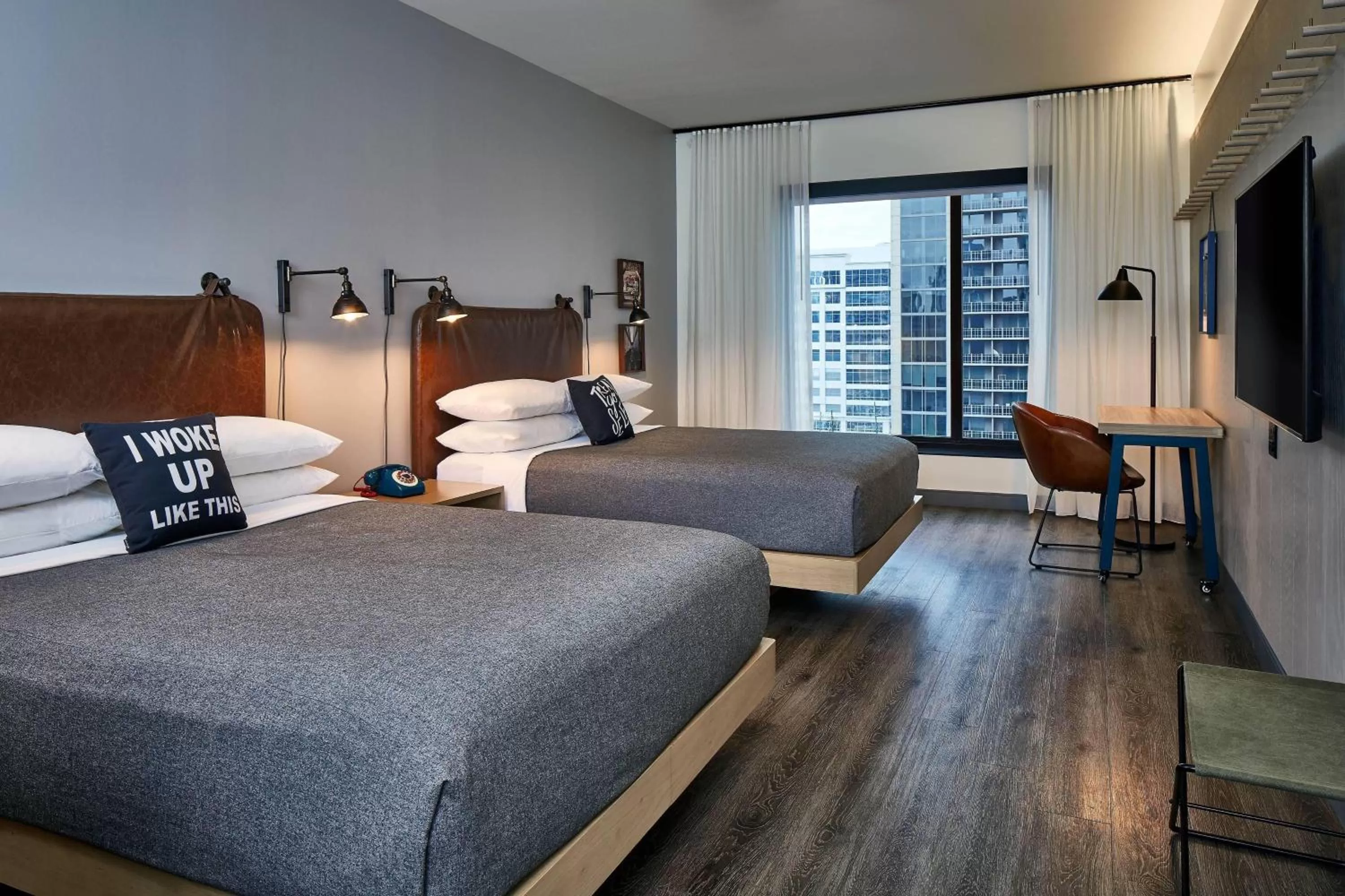 Photo of the whole room, Bed in Moxy Atlanta Midtown