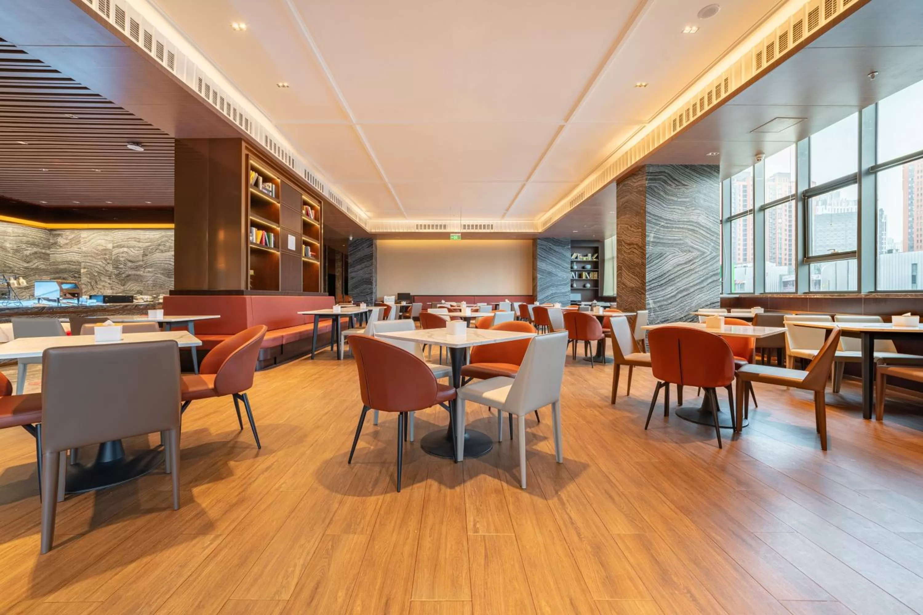 Restaurant/places to eat in Holiday Inn Express Beijing Huacai by IHG