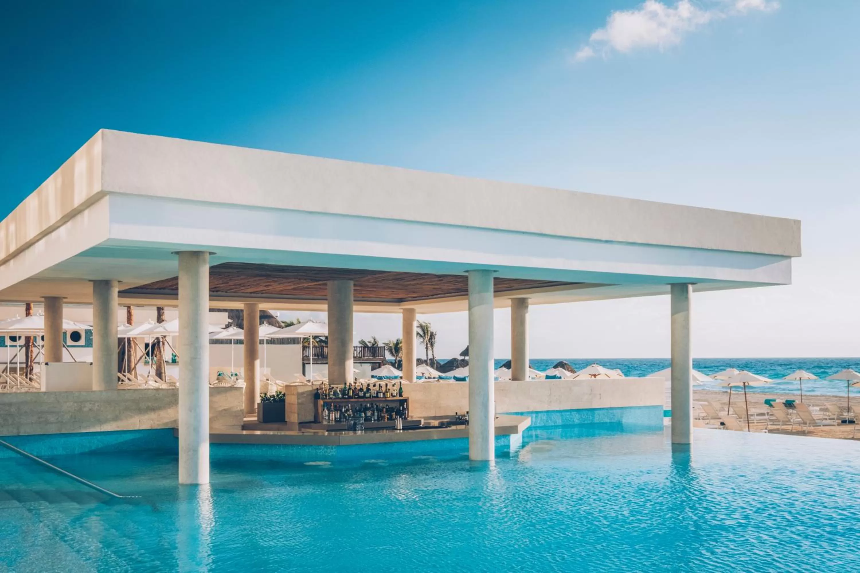 Swimming pool in Coral Level at Iberostar Selection Cancun