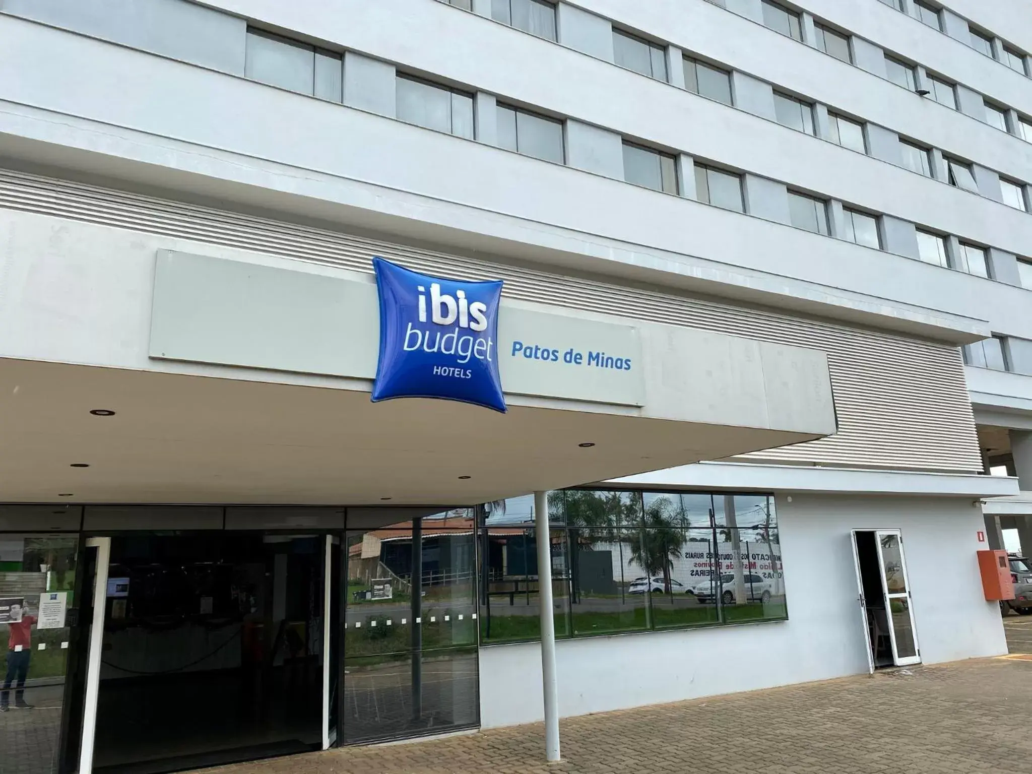 Facade/entrance in ibis budget Patos de Minas