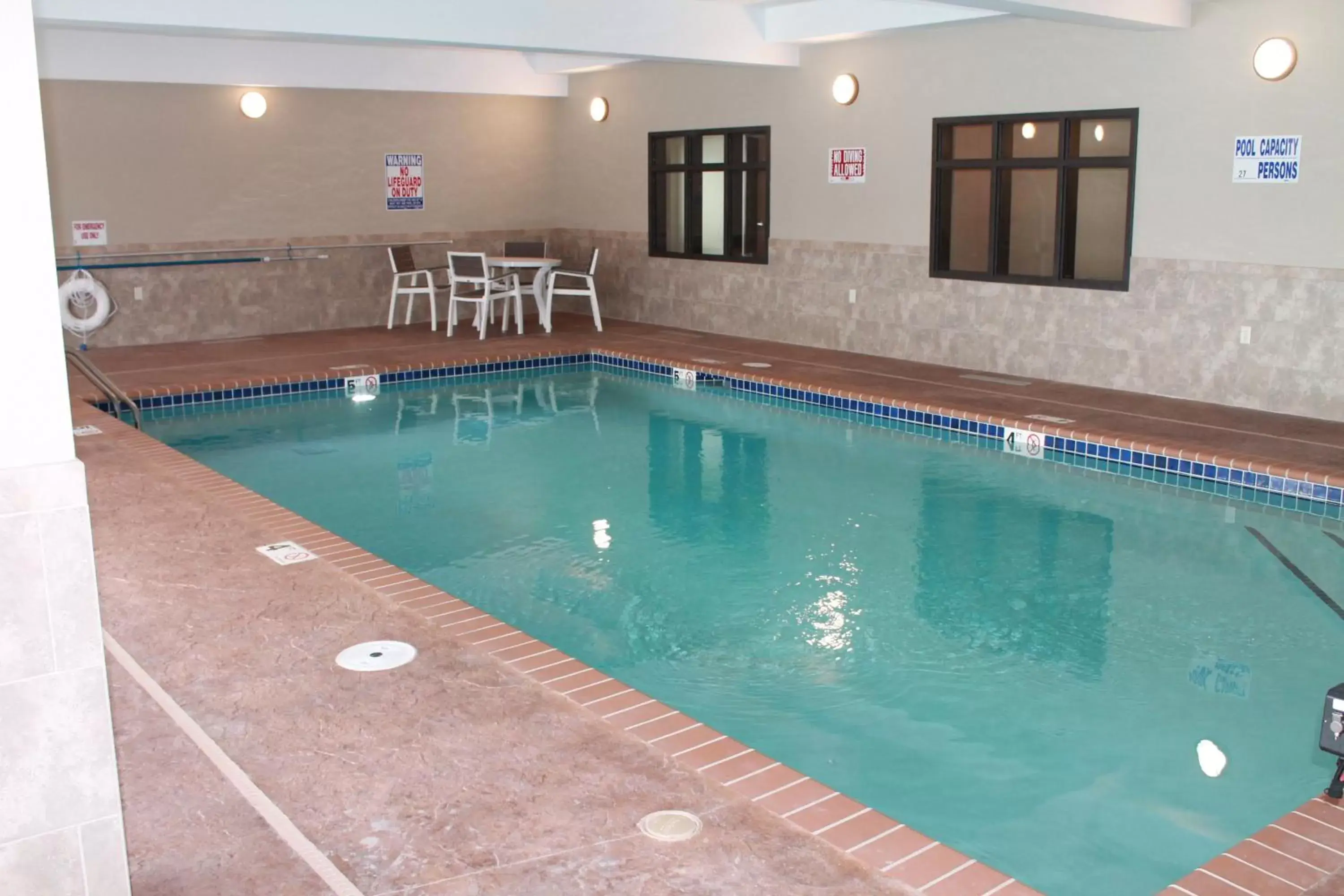 Swimming Pool in Brookstone Lodge & Suites - Emmetsburg